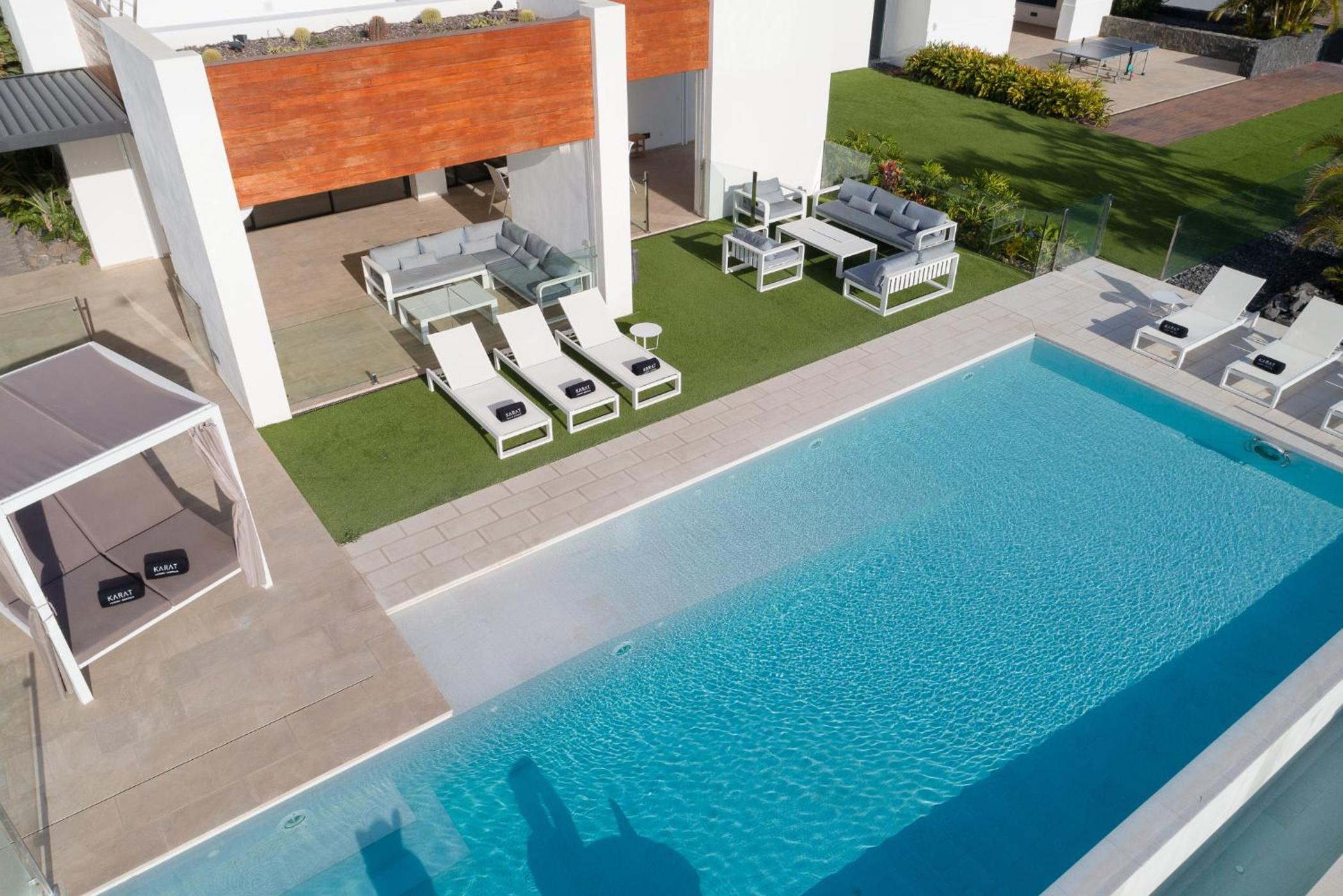 KARAT Villa Playa Paraiso view 2