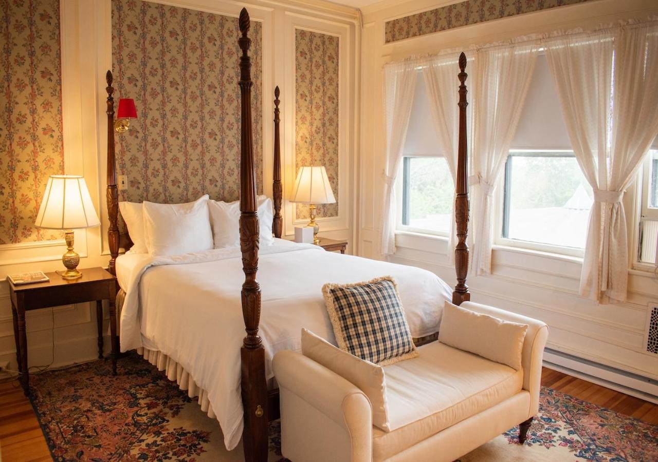 Lenox Vacations - Apple Tree Inn - Property Image 16