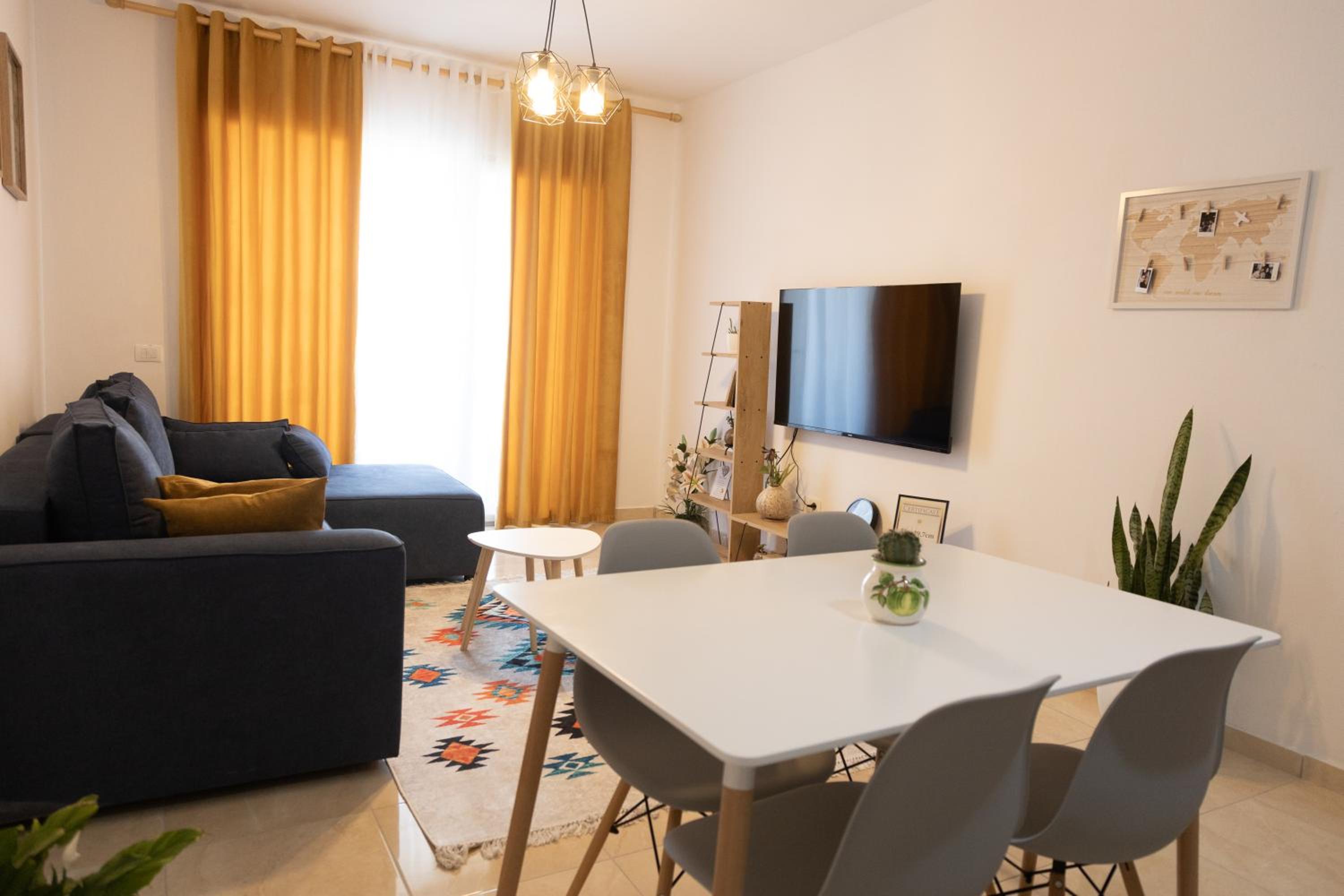 See side Mediterranean Marvel, Two Rooms