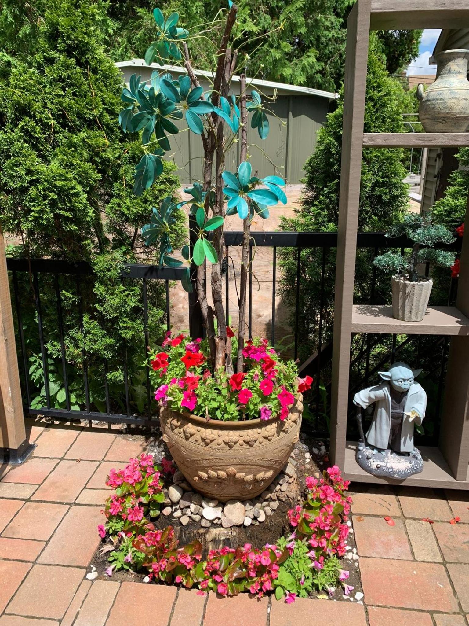 Beautiful private full condo