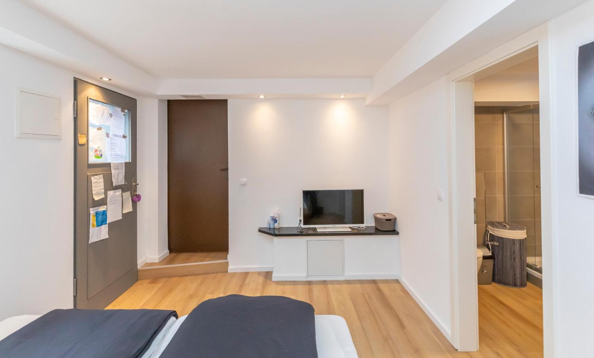 Traumhaftes Ferienhaus mit zwei Einheiten fur bis zu 10 Personen - Property Image 2