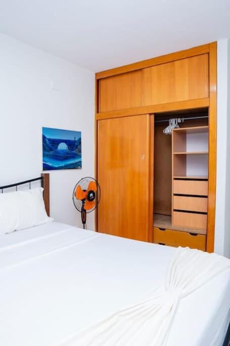 Nice And Modern with king size bed