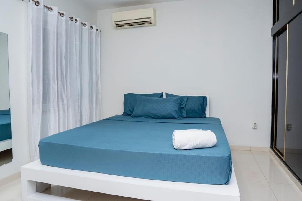 Nice And Modern with king size bed