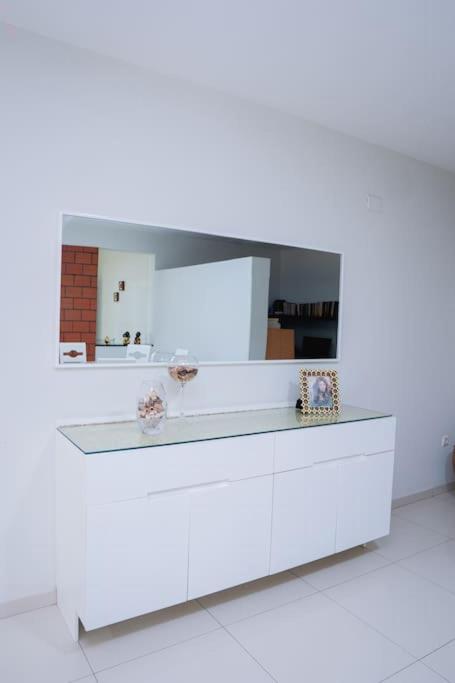 Nice And Modern with king size bed