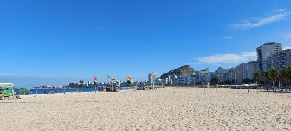 SUH Copacabana 06 Low Cost Close Beach and Subway