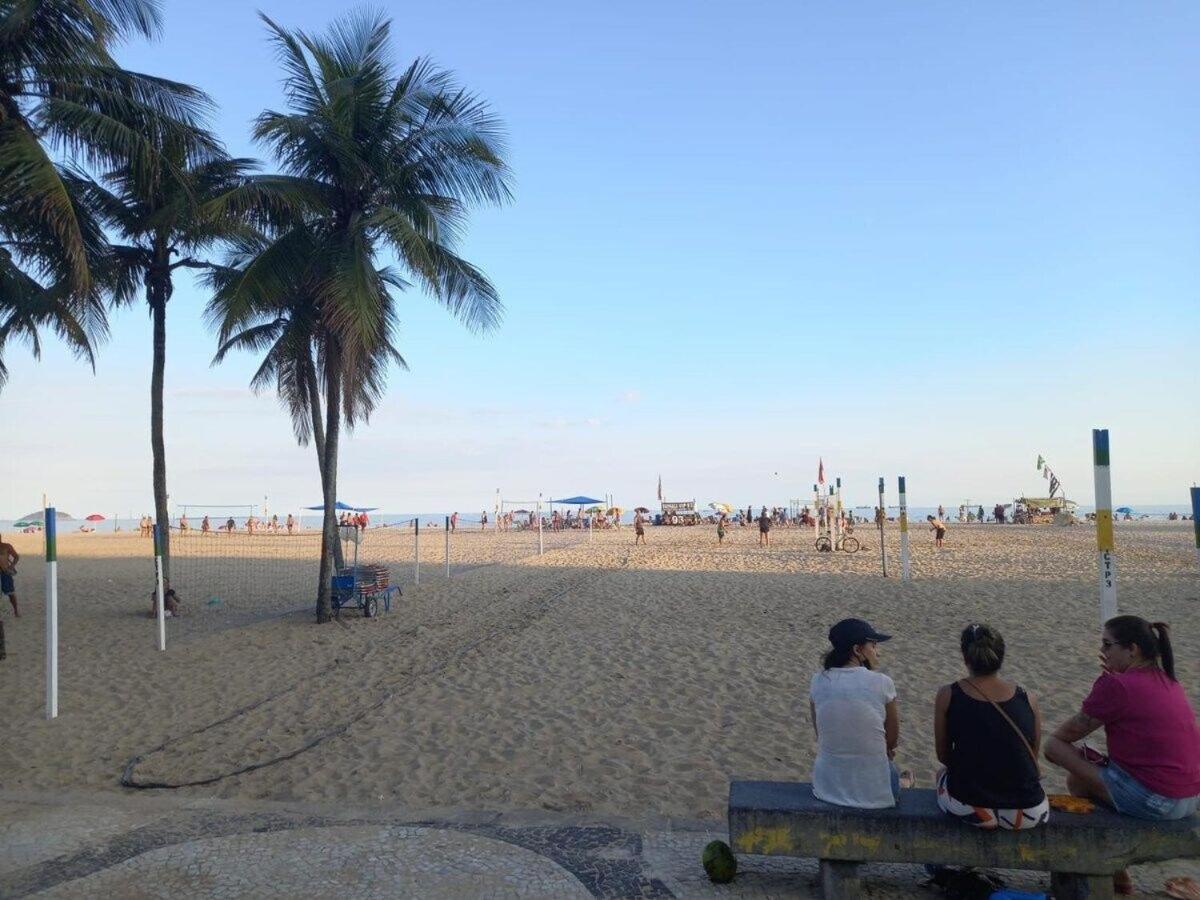 SUH Copacabana 06 Low Cost Close Beach and Subway