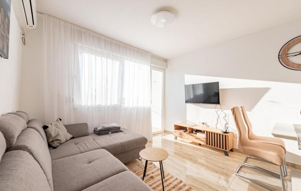 Apartment Horizon ,Zadar city centar - by TA Leut Agency view 4