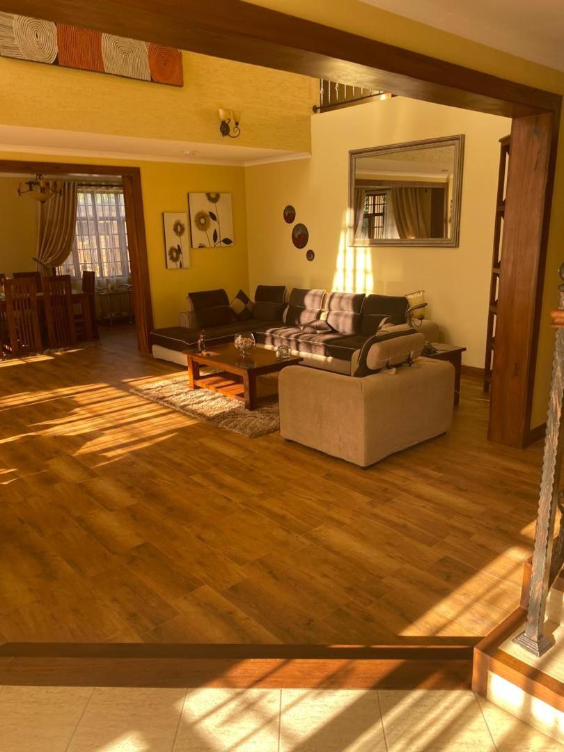 Villa In The Hills view 5