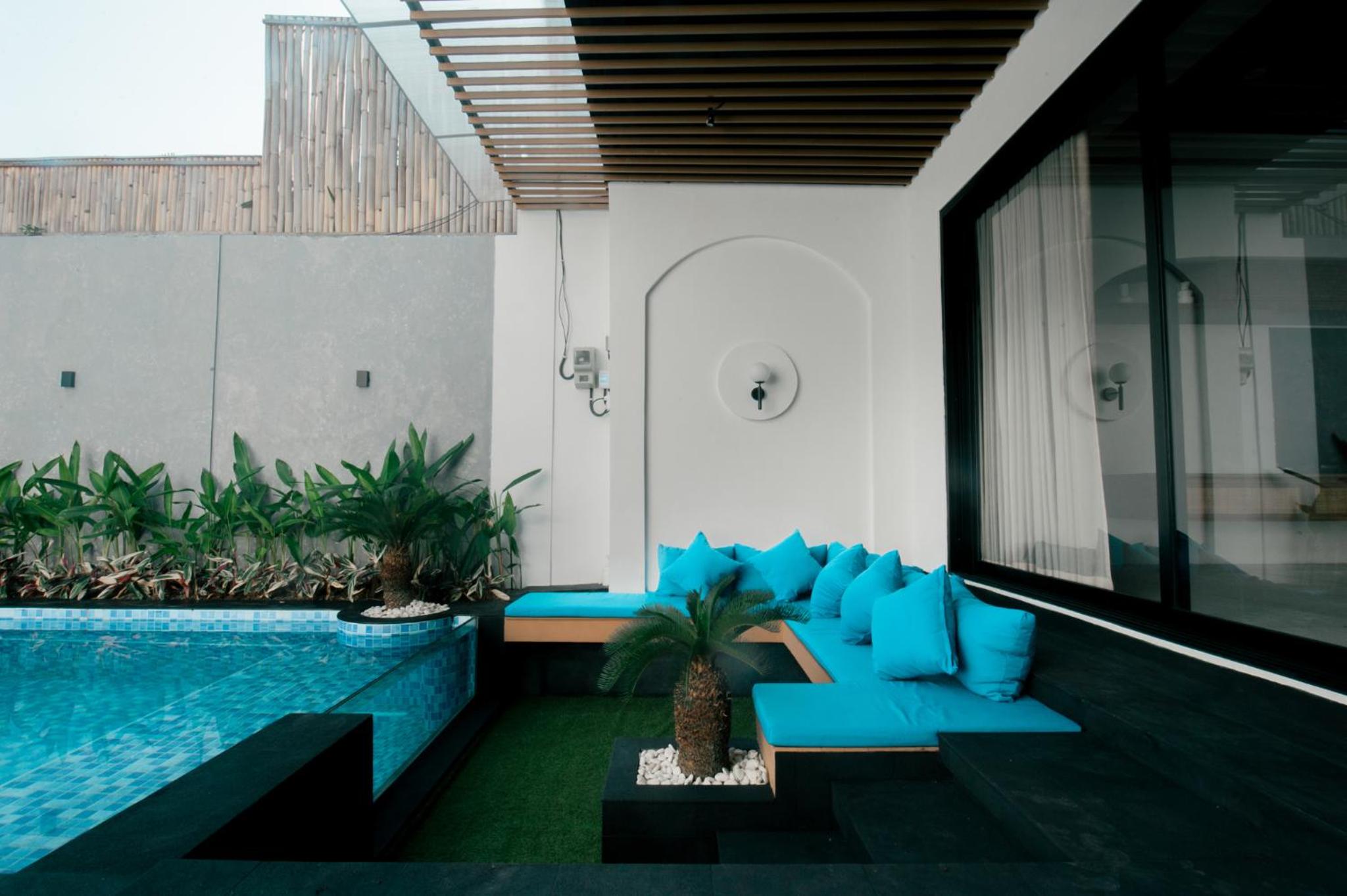 Hotel Seminyak vila 4bedroom near beach LAfavela - Image 1