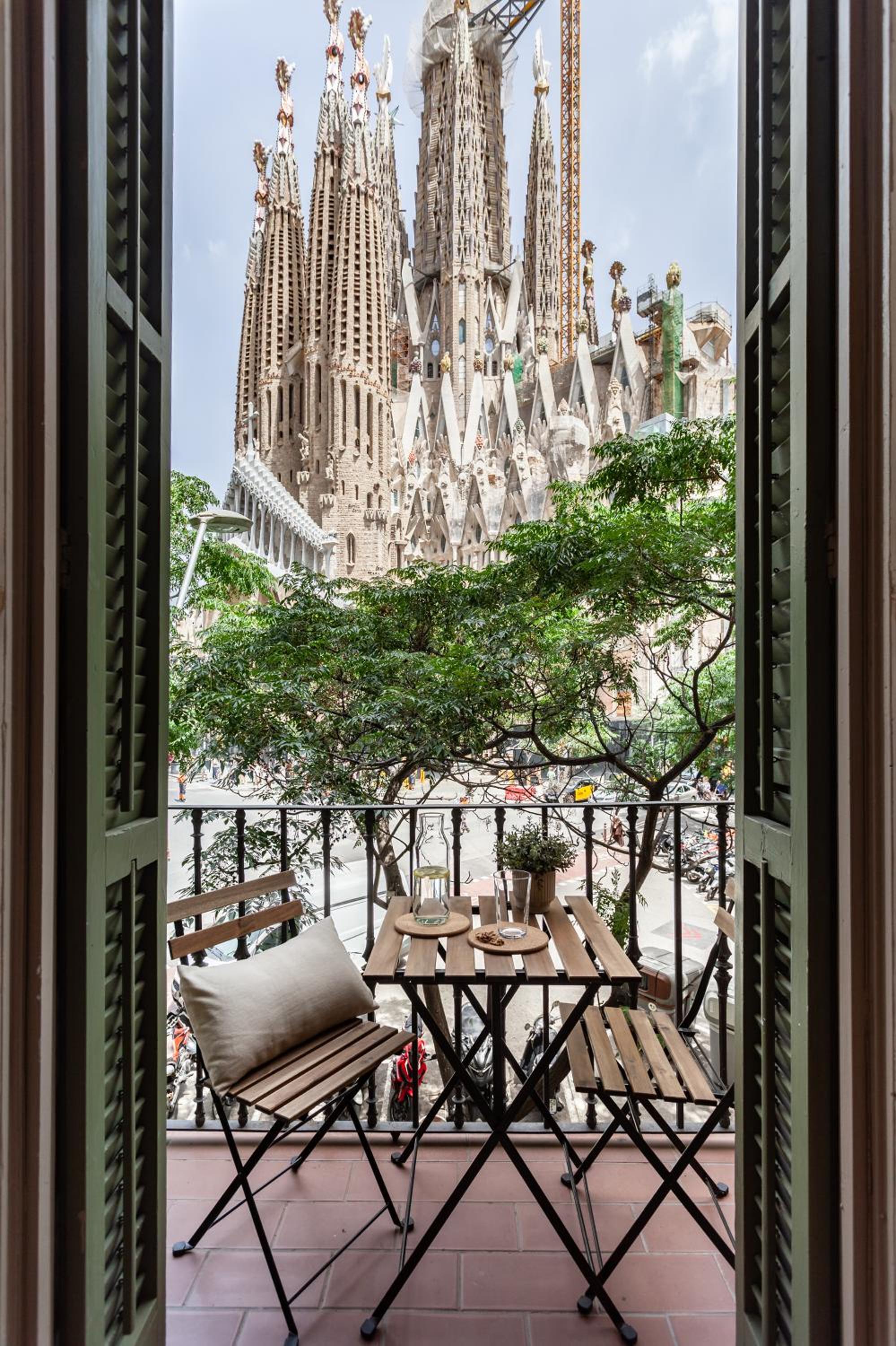 Click&Flat Gaudi Dream II