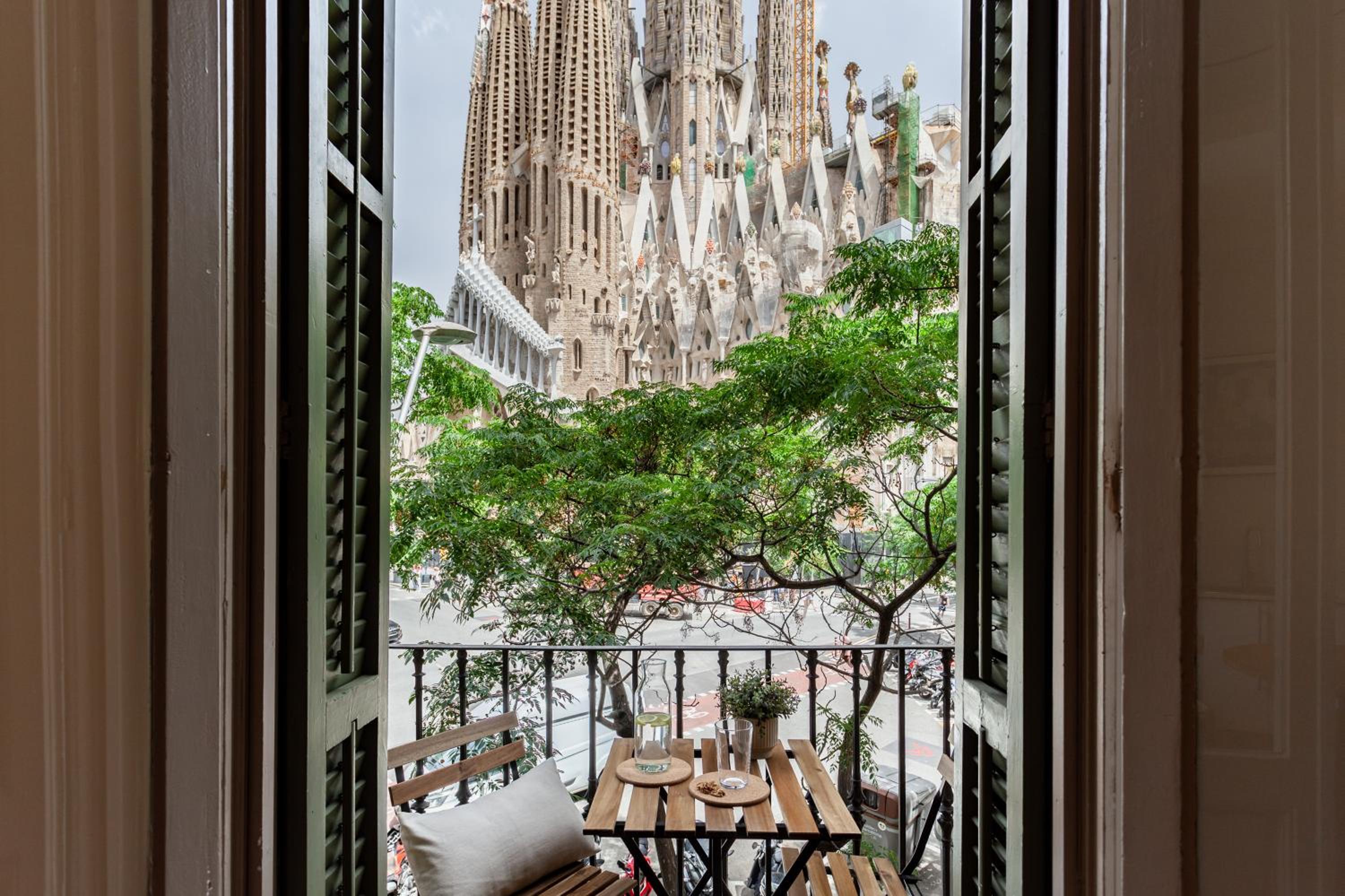 Click&Flat Gaudi Dream II