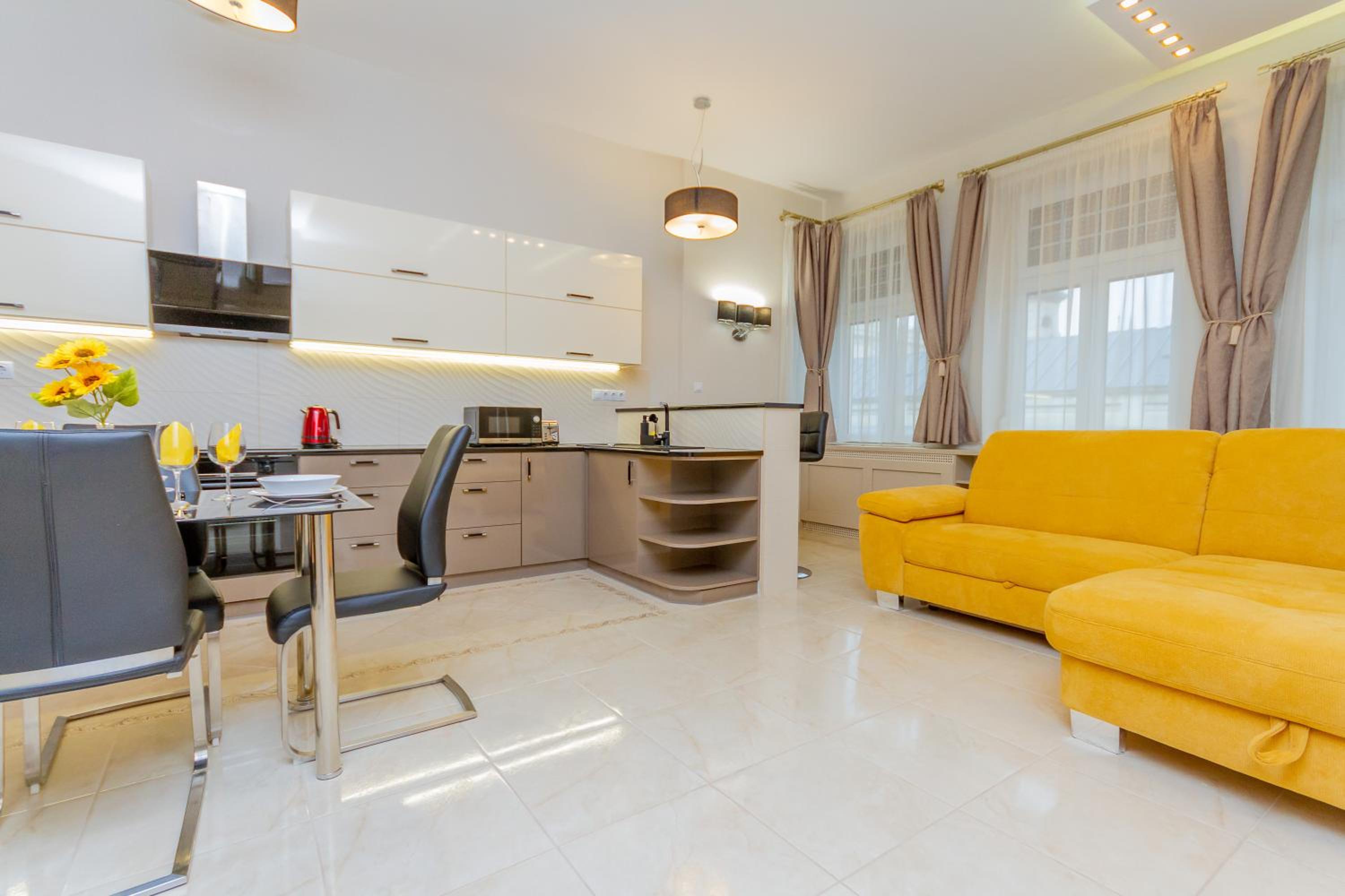 Luxury Apartment with balcony and sauna view 5