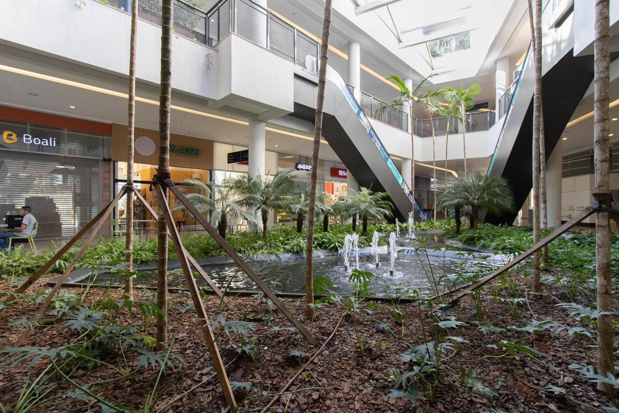 Apartamento super completo no Helbor Patteo Bosque Maia, com vaga de estacionamento, mercado 24h ao lado e a 11km do Aeroporto Internacional de Guarulhos