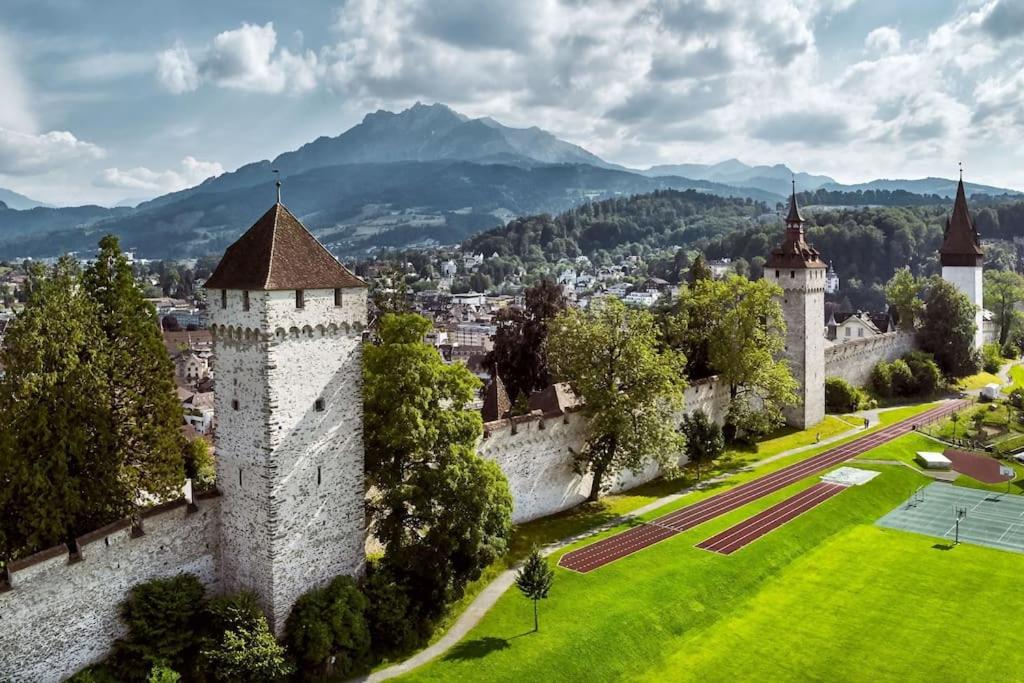 Romantisches Studio in der City Luzern Yellow