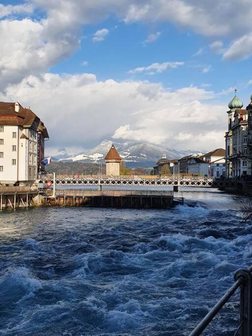 Romantisches Studio in der City Luzern Yellow