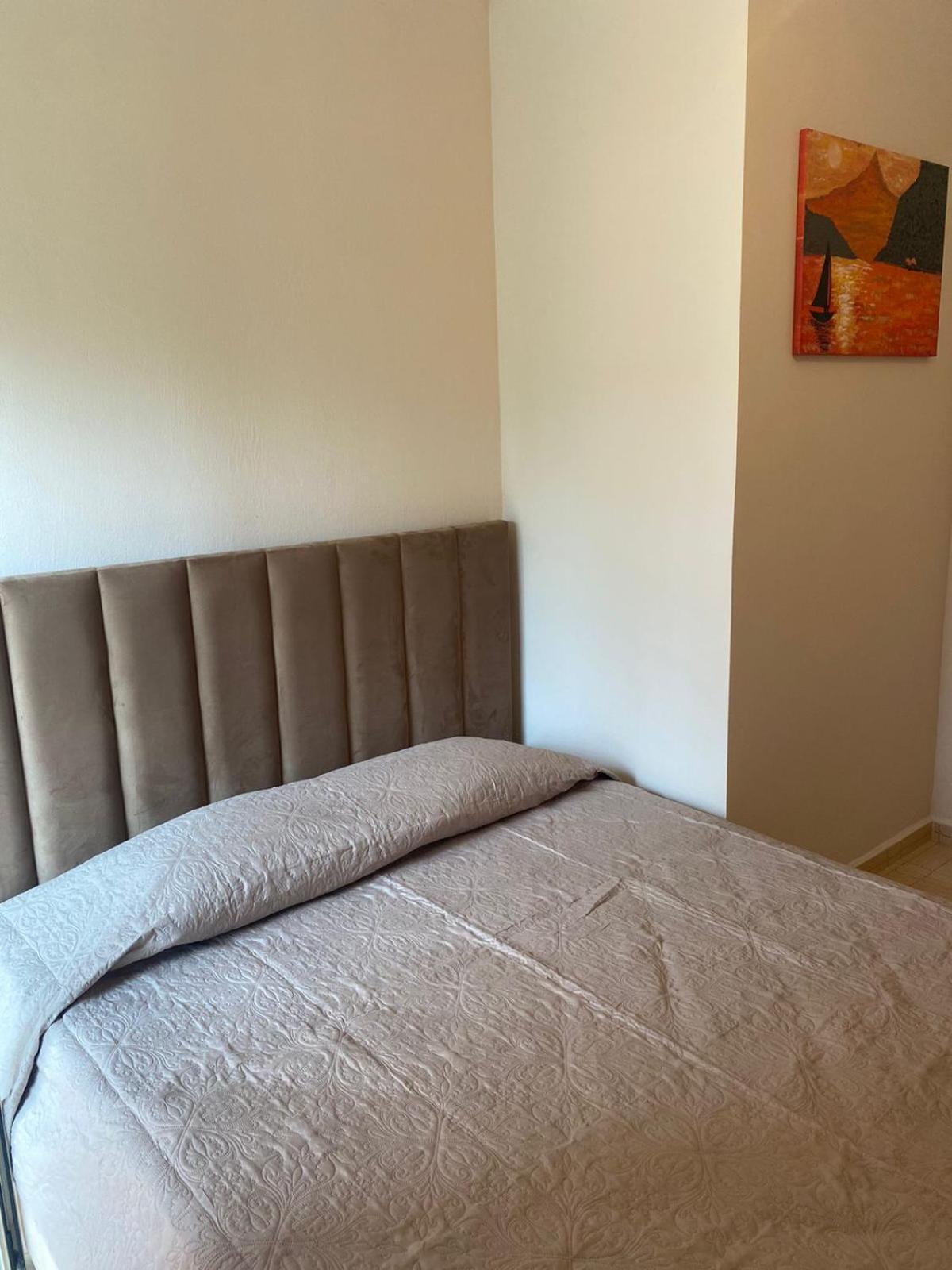 Comfort apartment near Golemi beach
