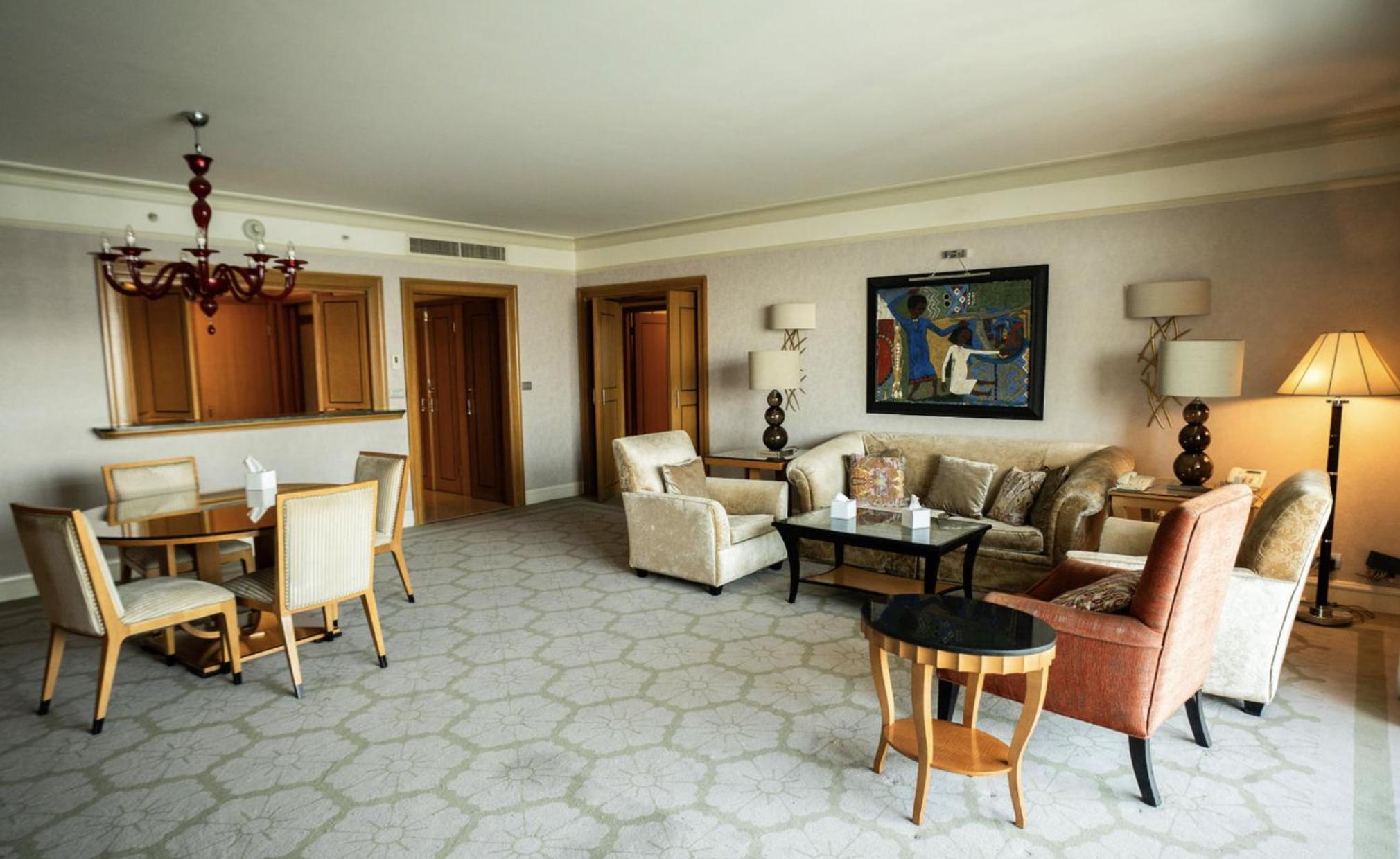 Xperience Suites-Four Seasons Nile Plaza