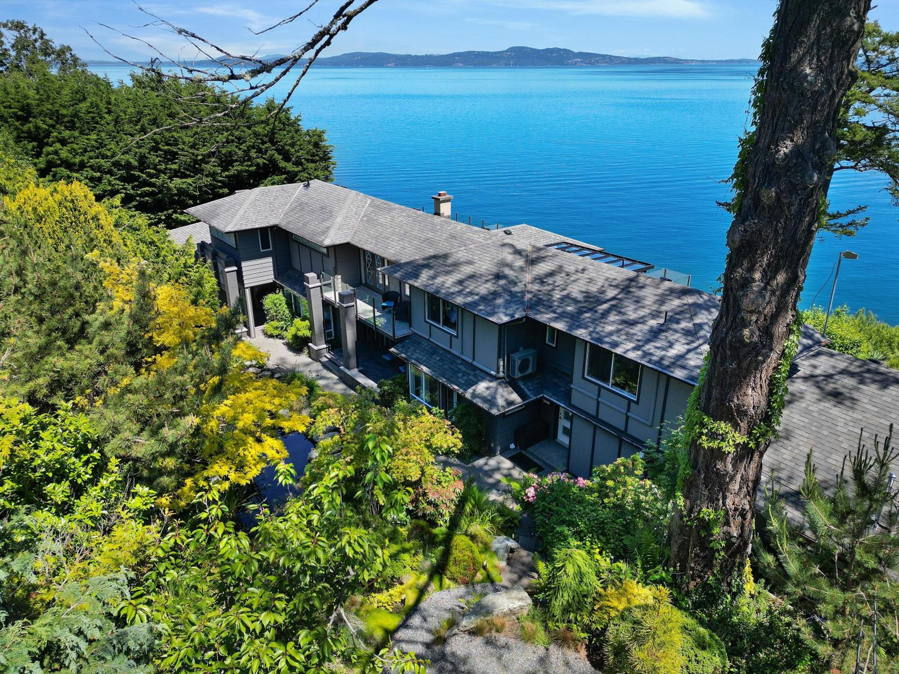 Oceanfront Oasis
