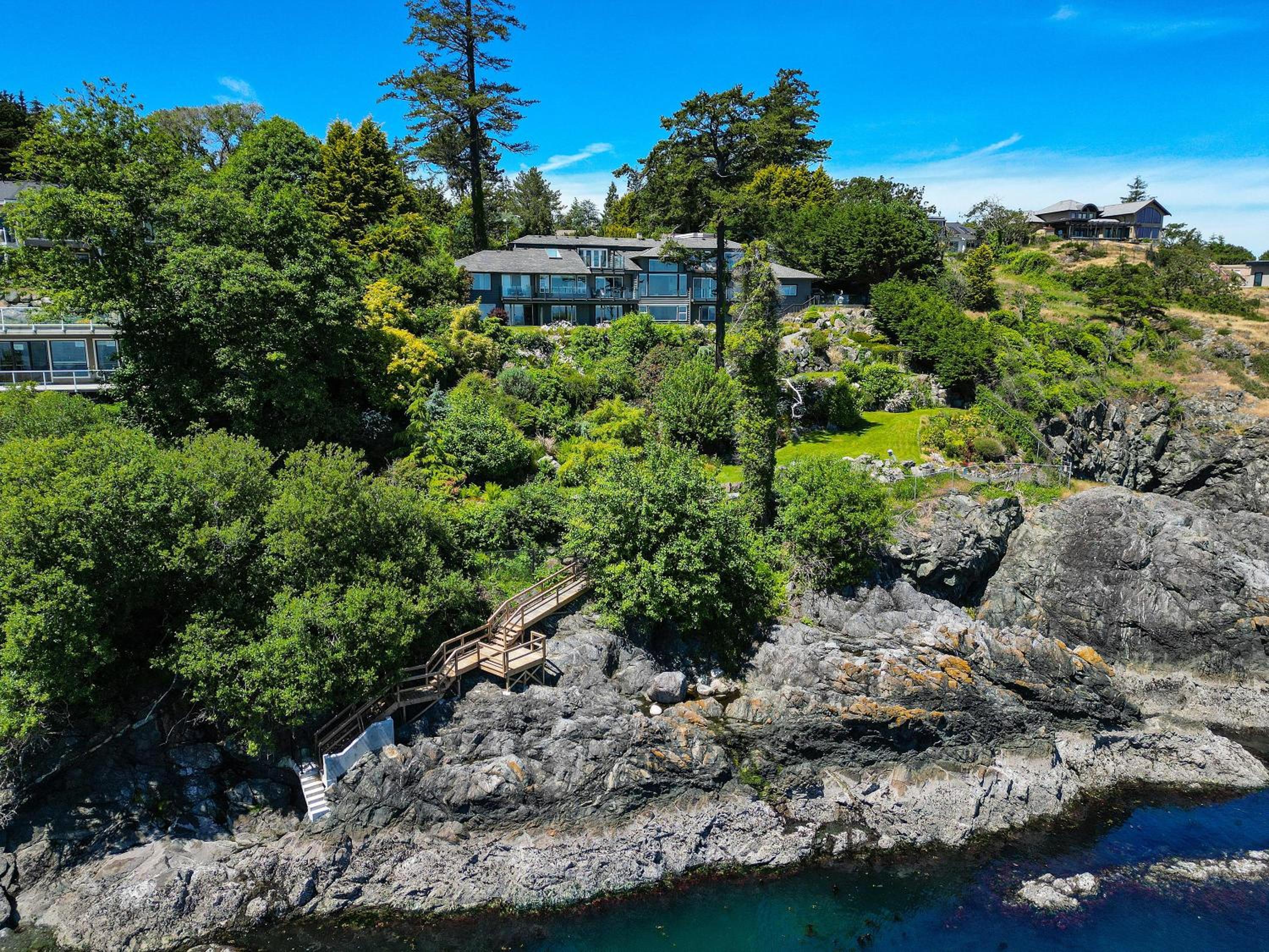 Oceanfront Oasis