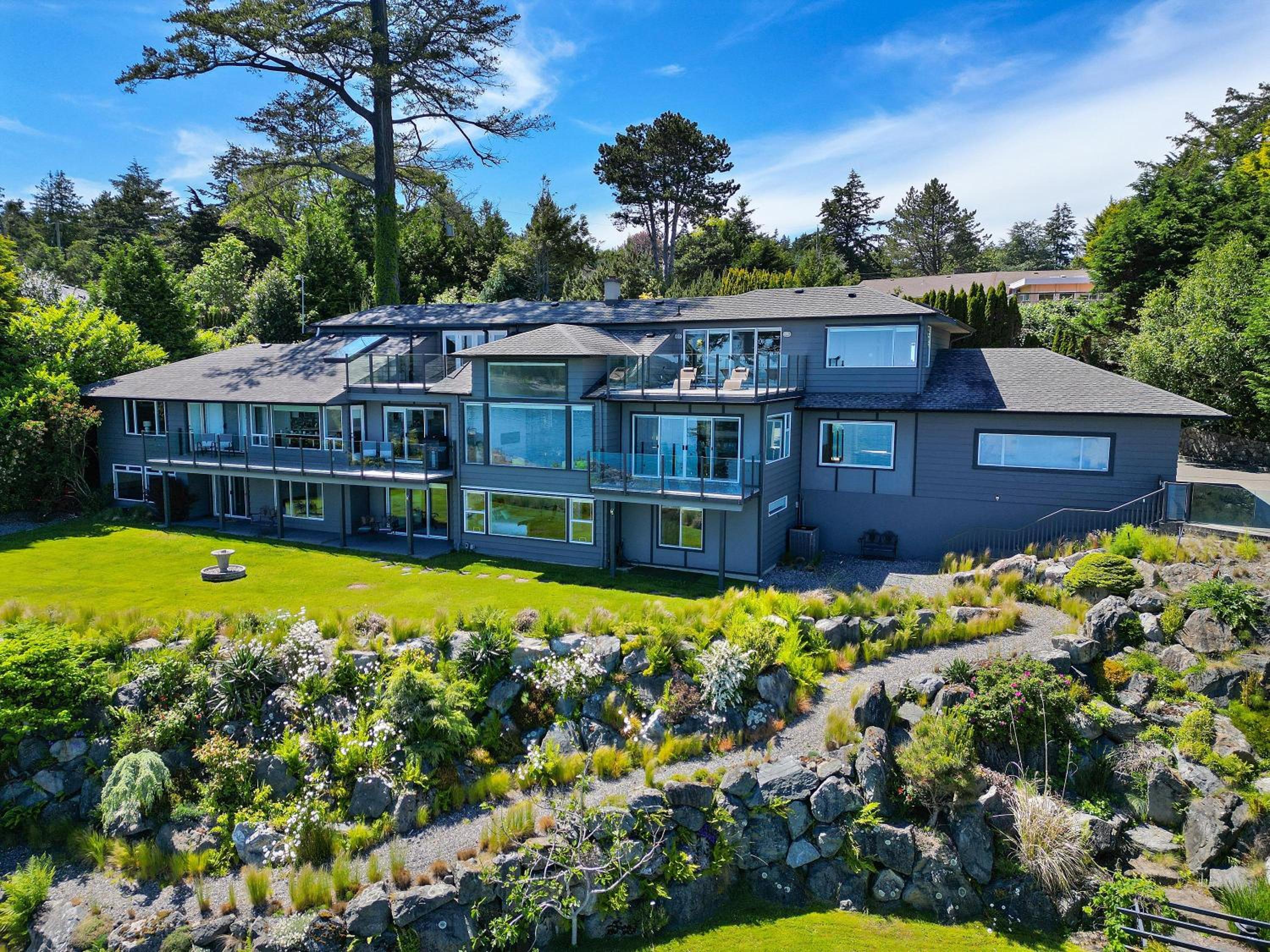 Oceanfront Oasis