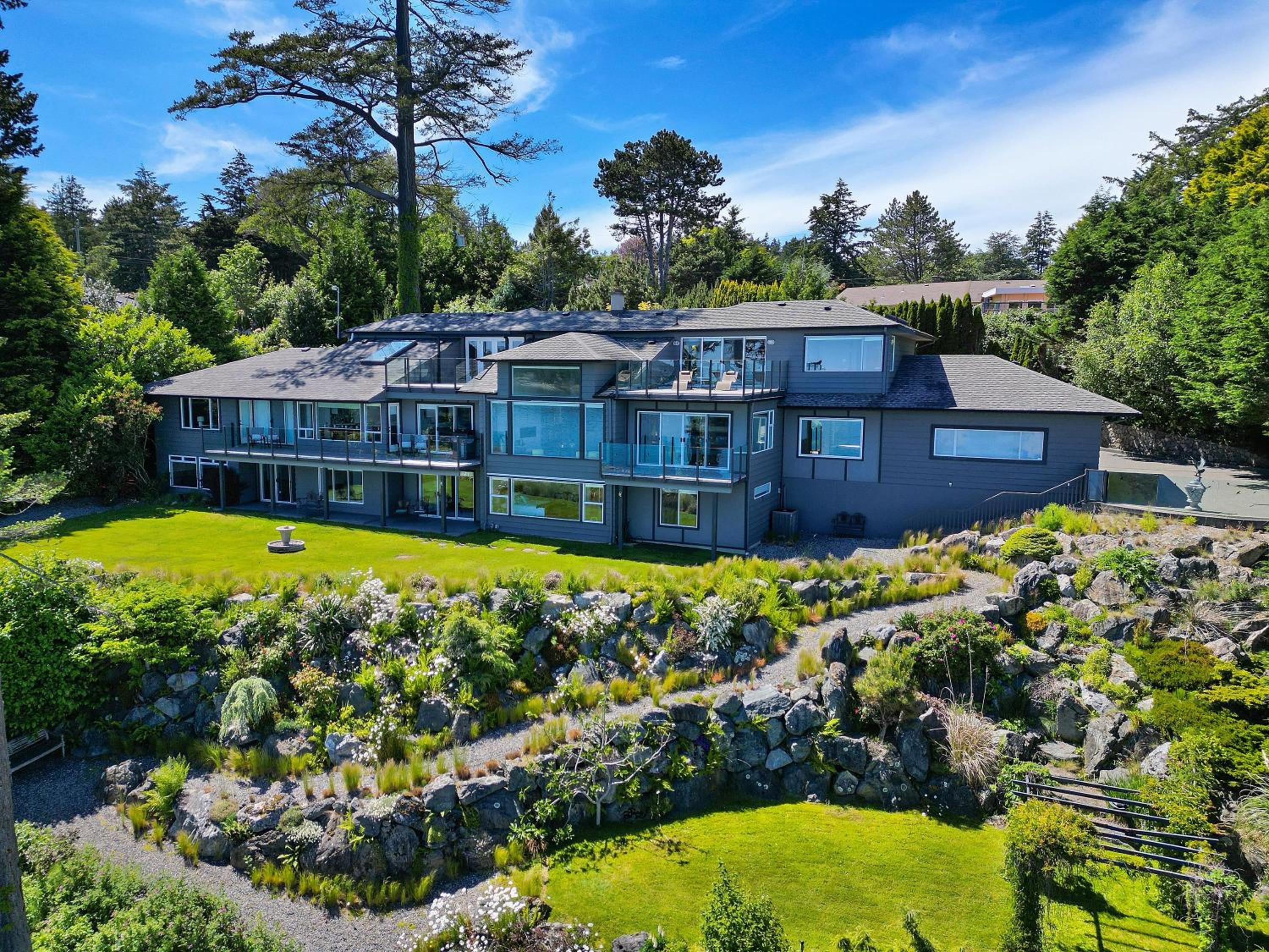 Oceanfront Oasis