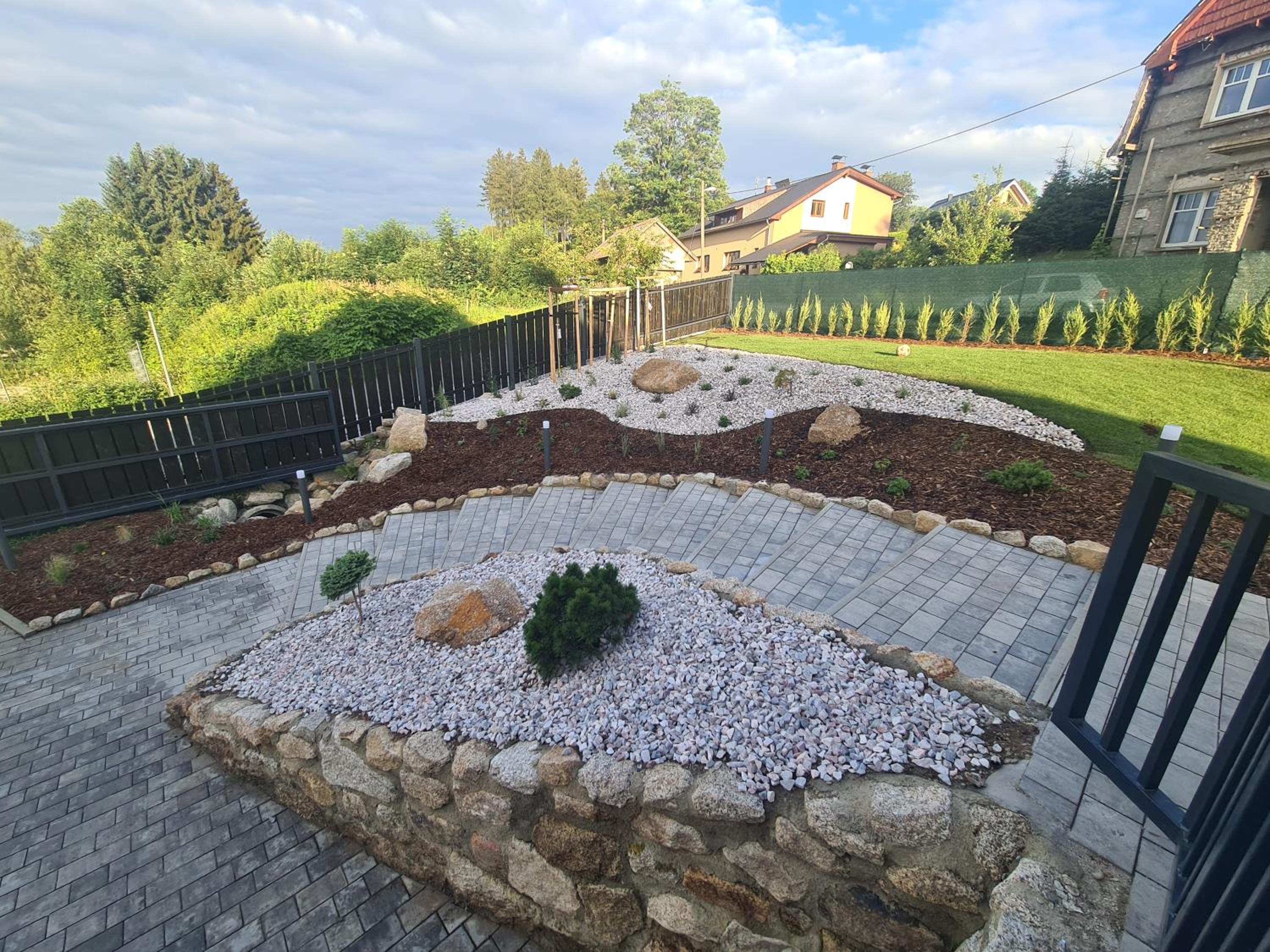 Residence Smržovka - Luxury House with Swimming Pool, Jacuzzi, Garden and BBQ