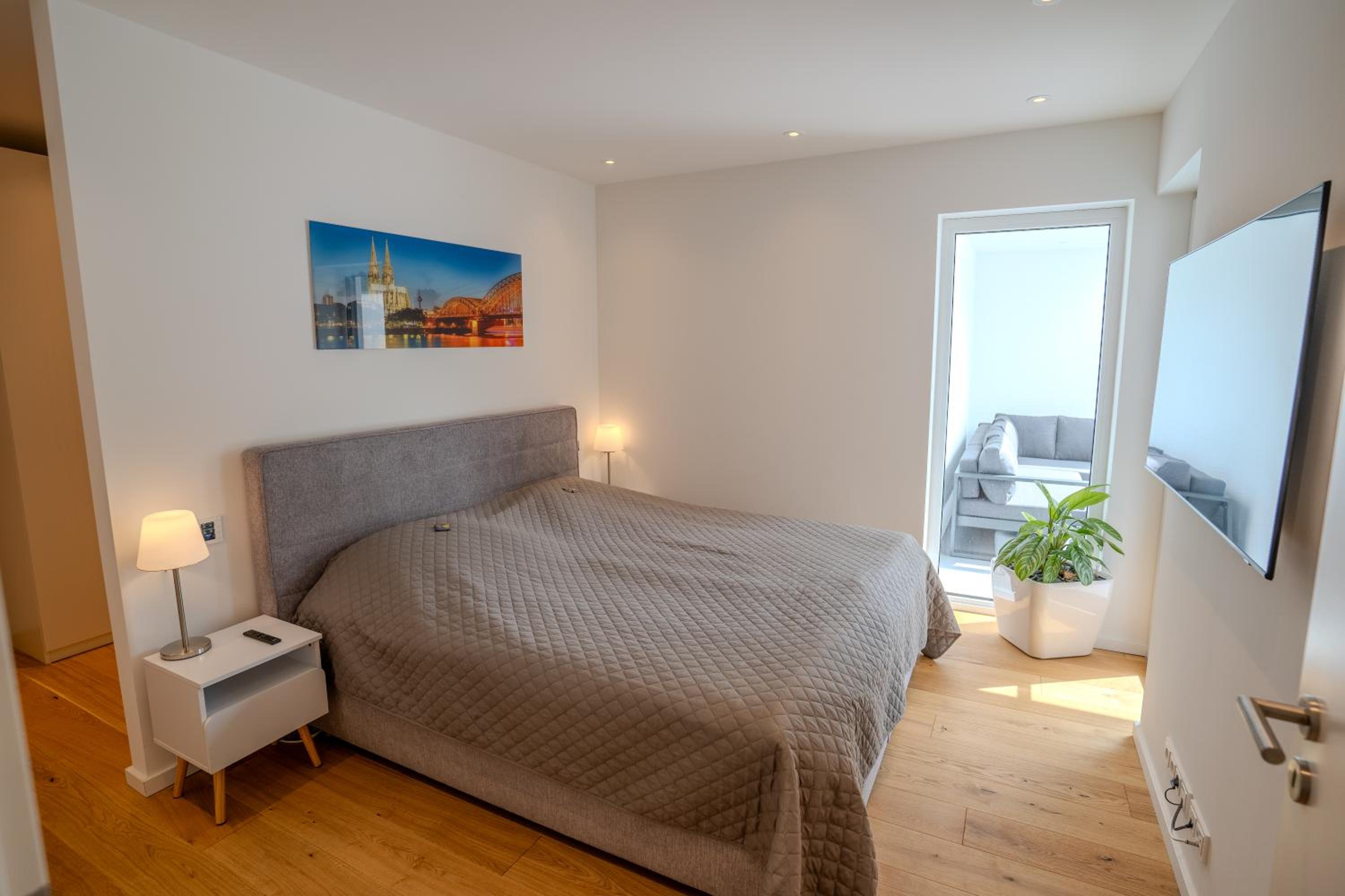 Luxuswohnung 95qm in Waldrandlage zwischen Köln und Düsseldorf-Nähe Messe - Lanxessarena - Bayarena