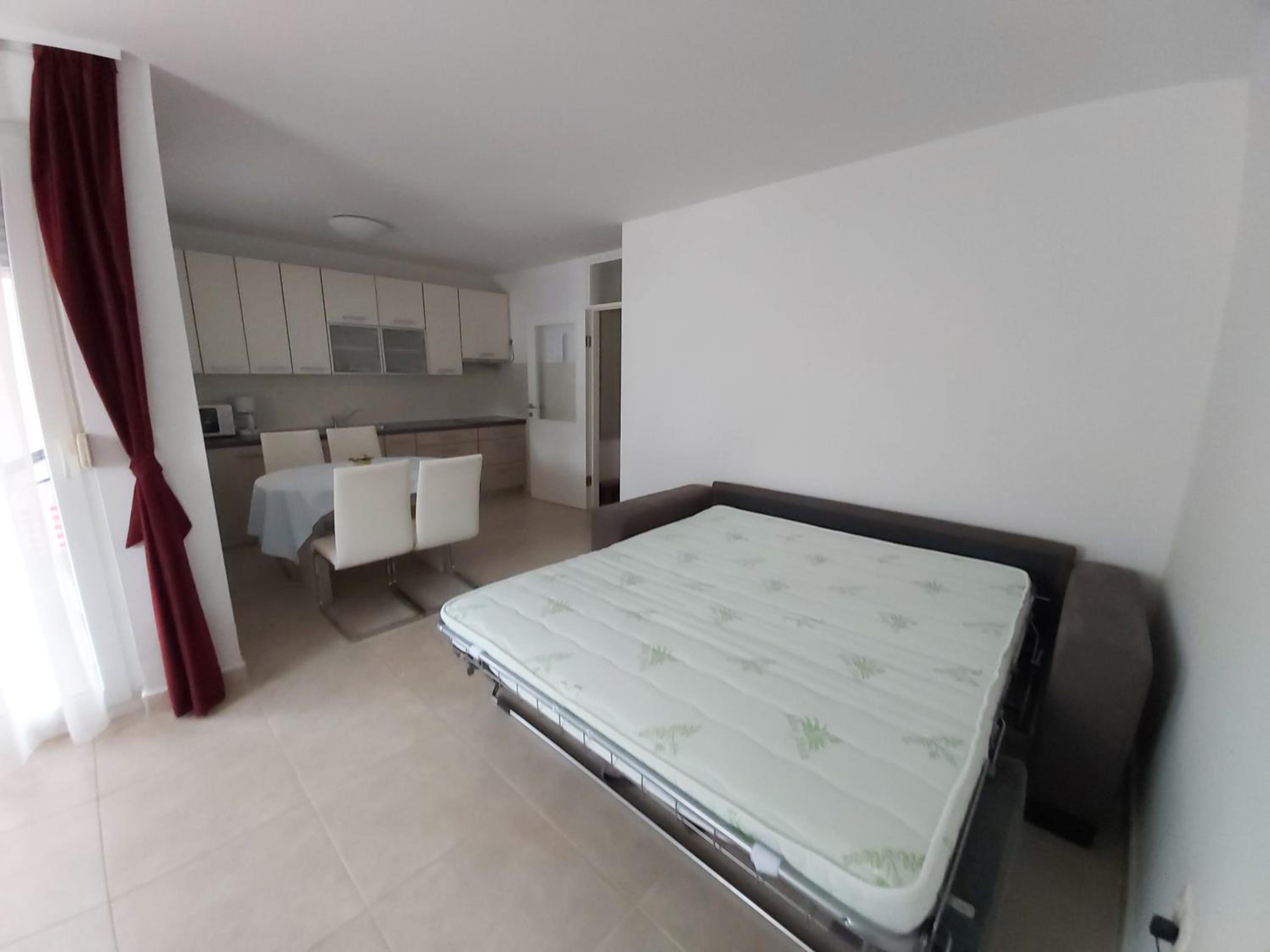 Mile Starigrad - Book your next cozy vacation view 5