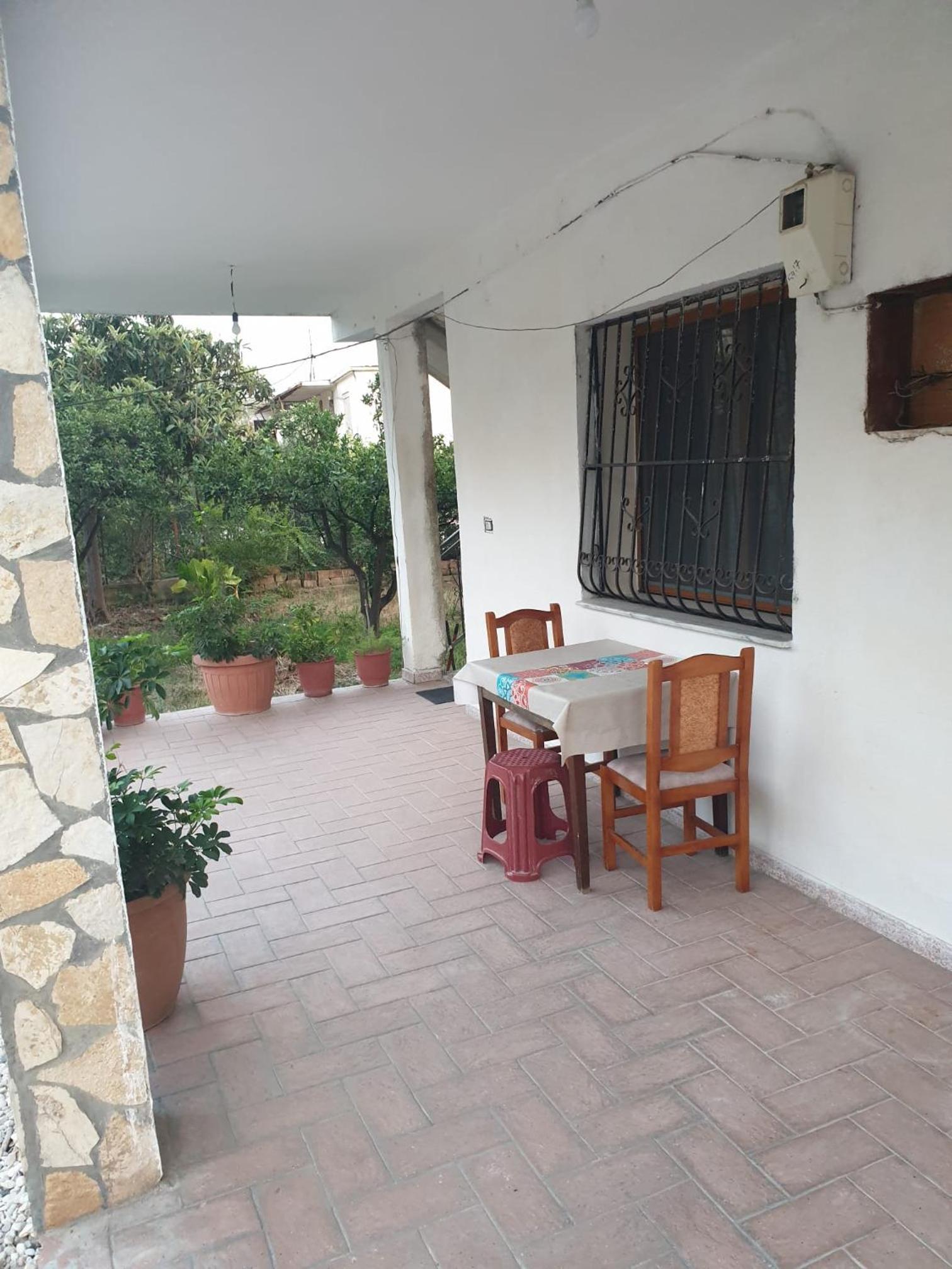Centre Vlore Guest House