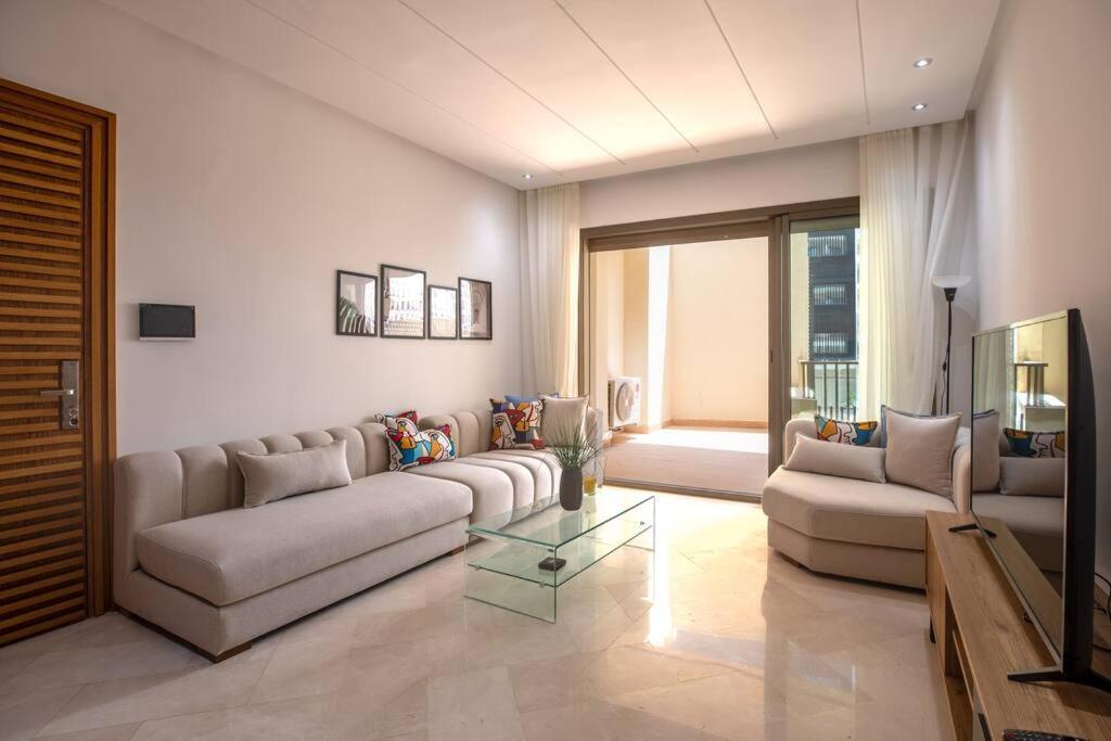 Luxe, confort casa finance city terrasse parking view 2