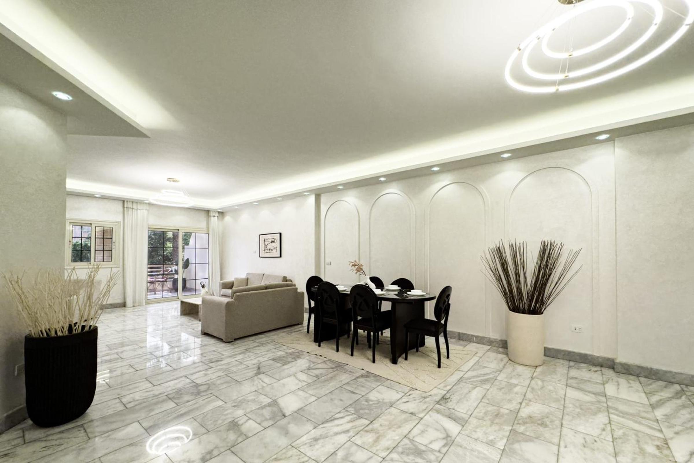 Comfy & Cozy 2BDR 15 Min from CAI Airport