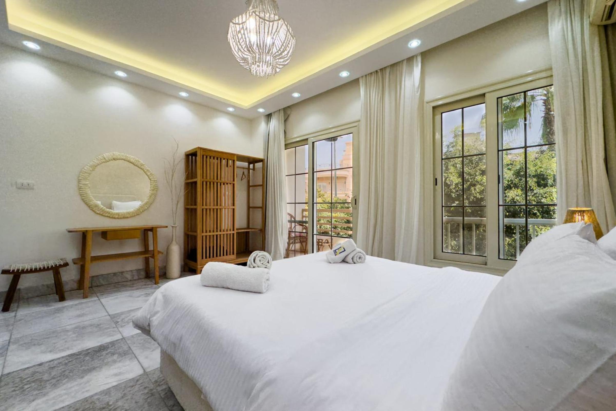 Comfy & Cozy 2BDR 15 Min from CAI Airport