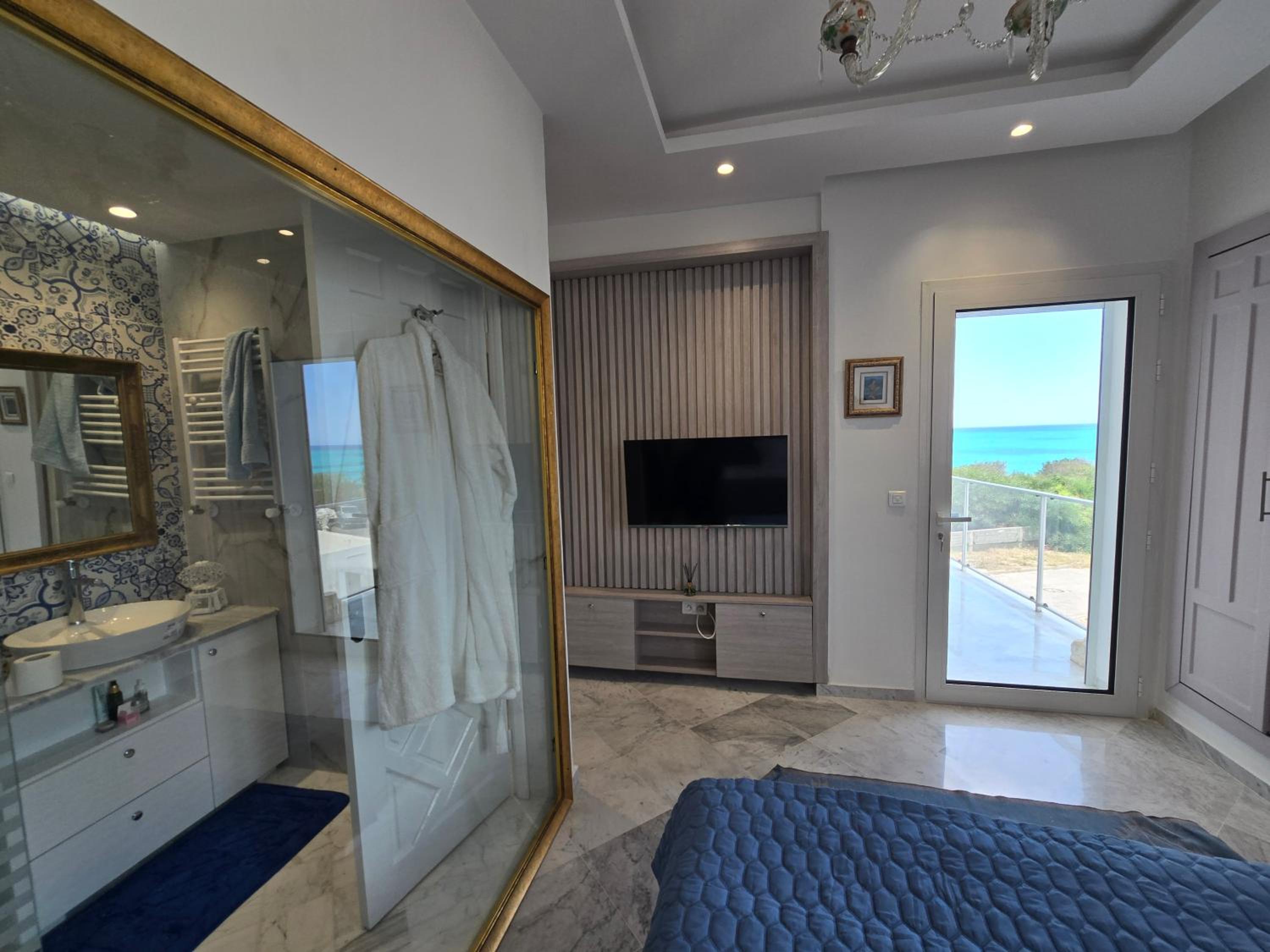 Luxurious Sea View with Private Beach in Gammarth, Marsa