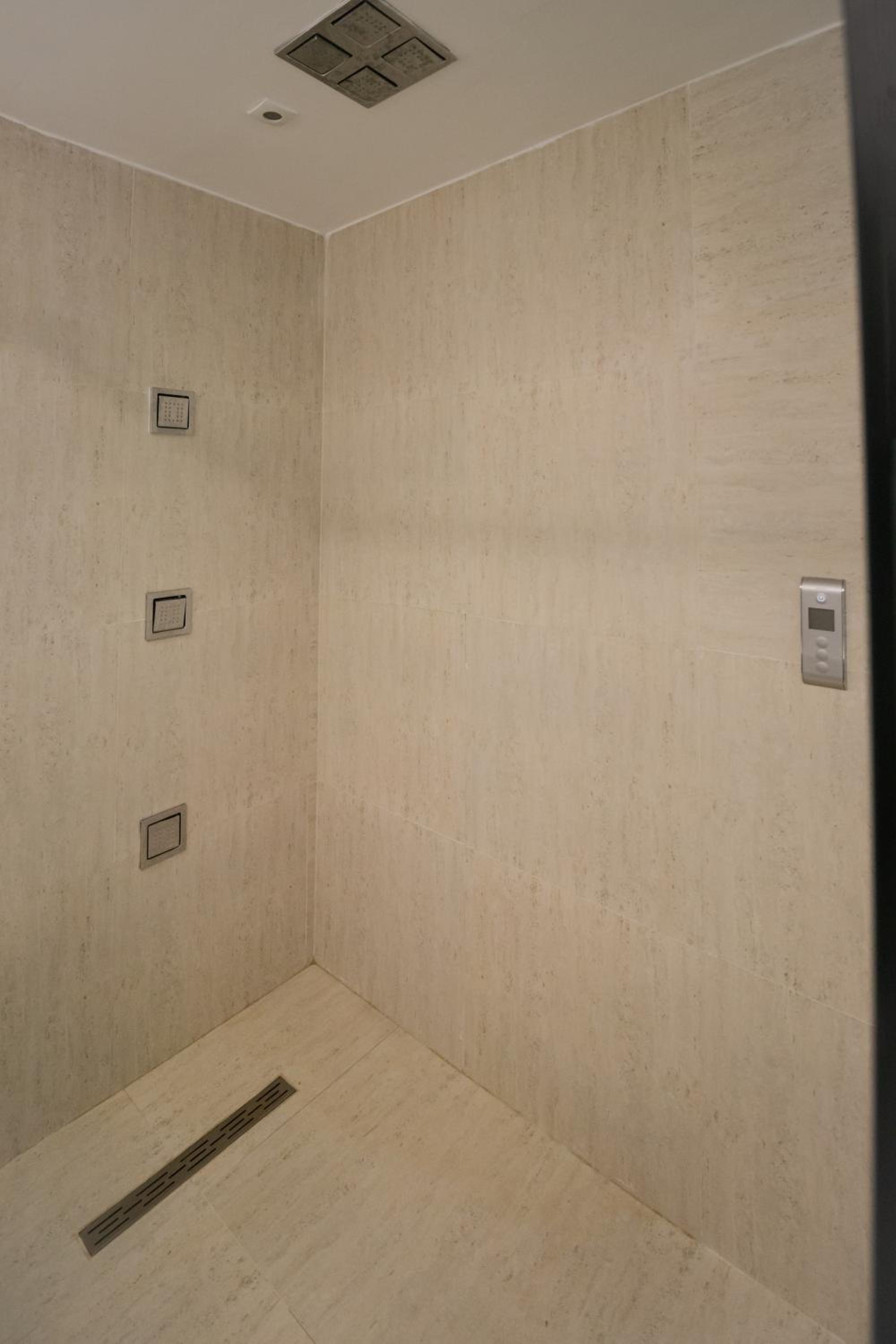 Luxury Loft 38