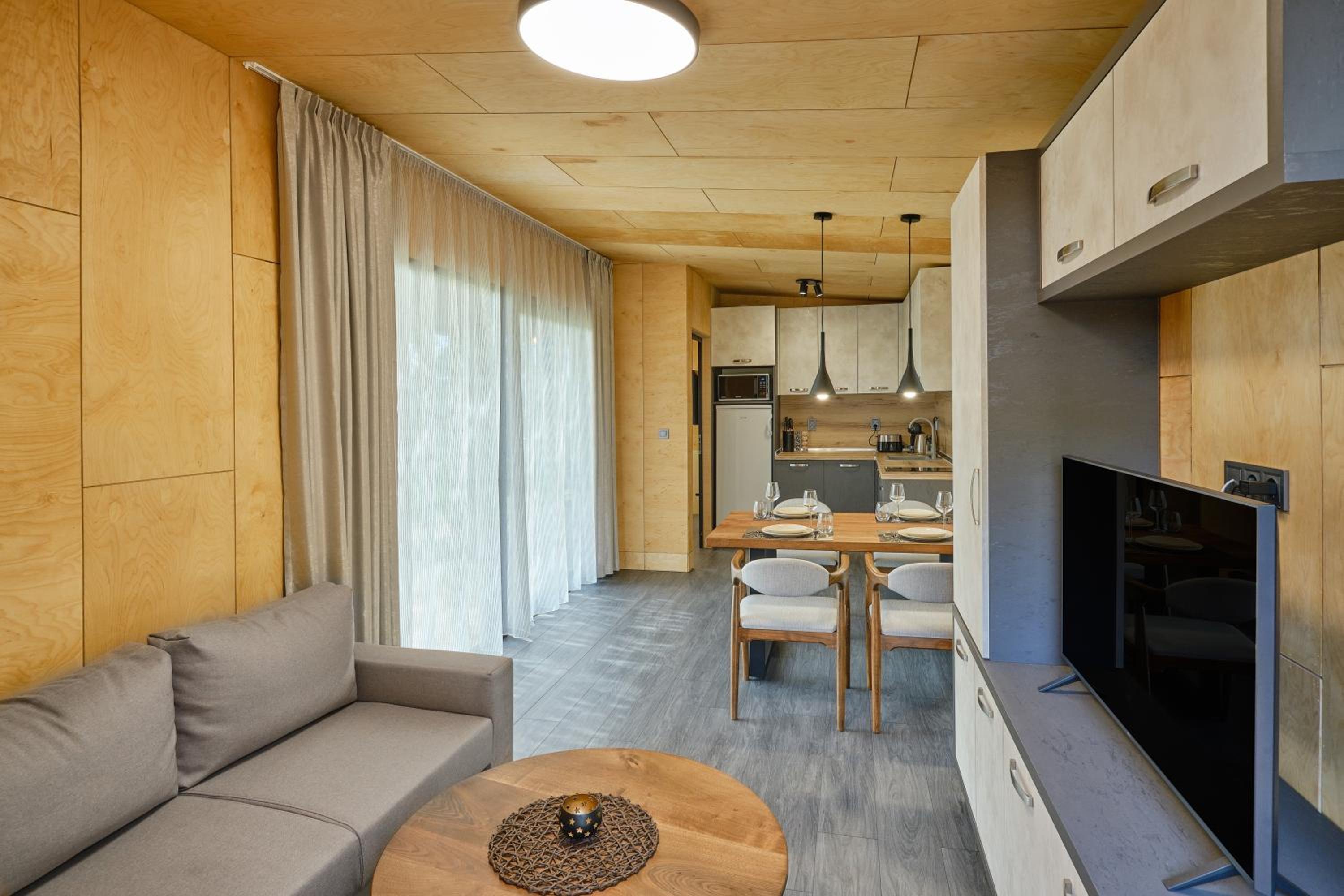 Holiday Village Smokinia