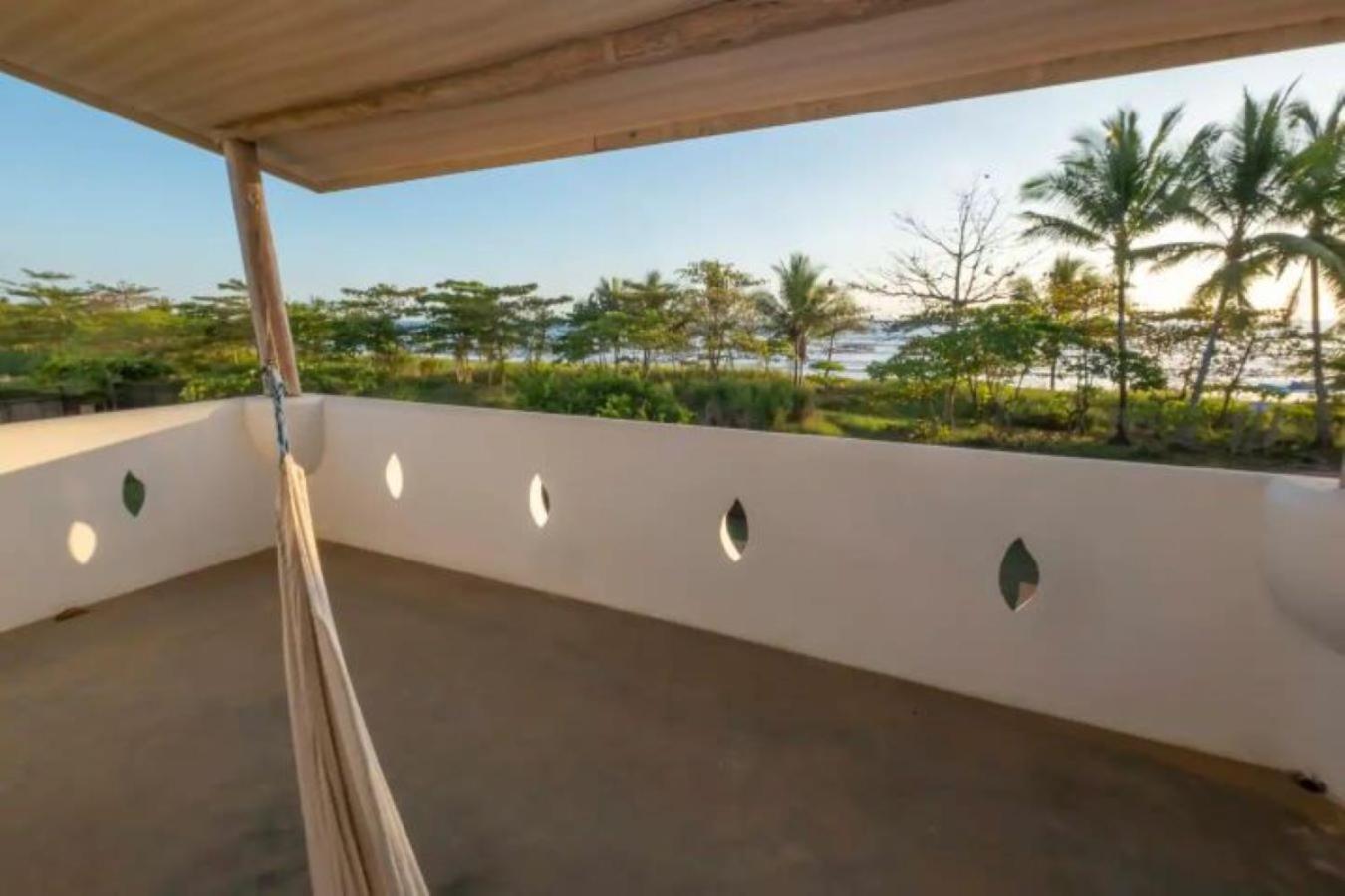 Villa Frente al Mar con Piscina
