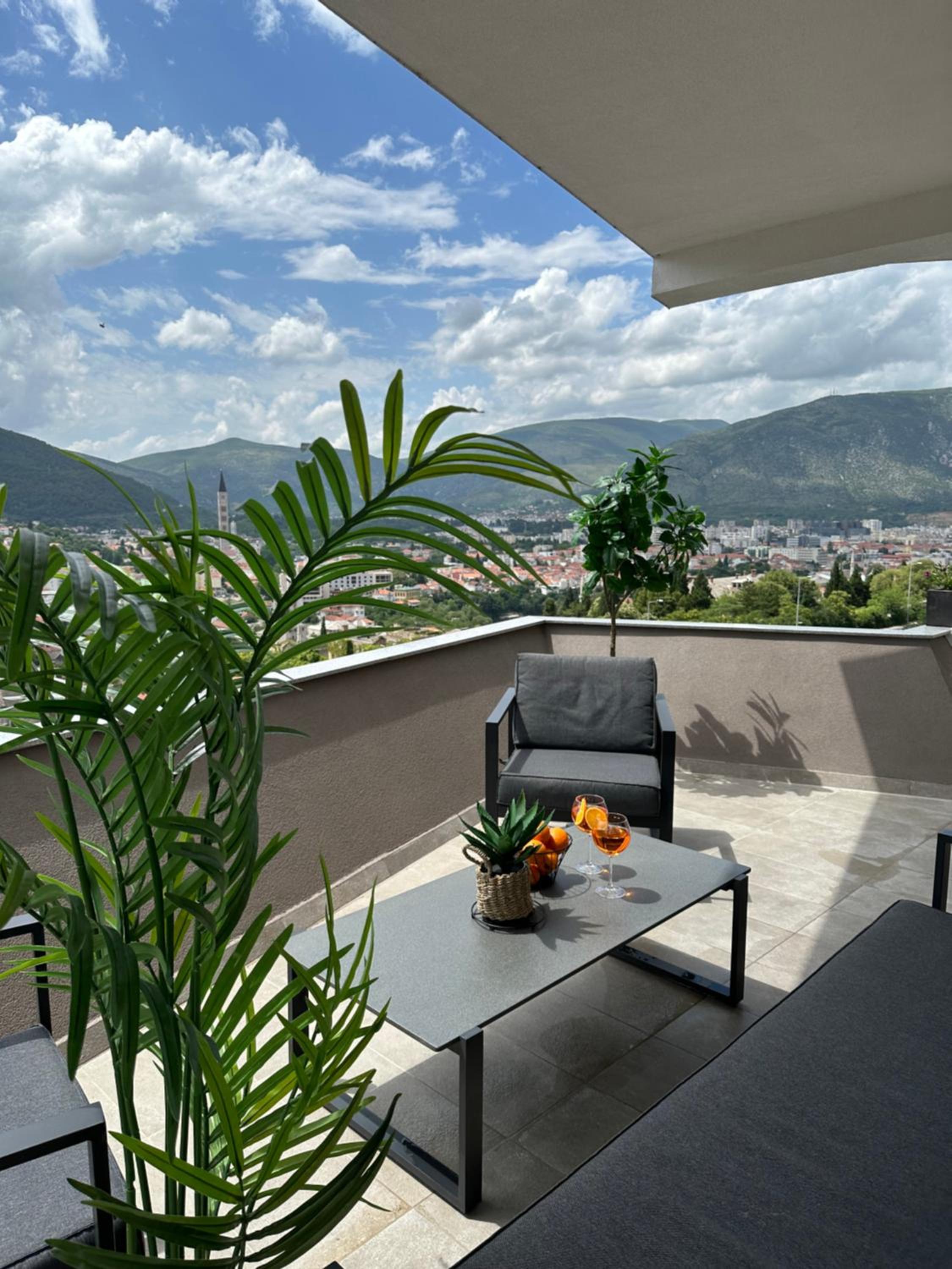 Sky hill residence Mostar