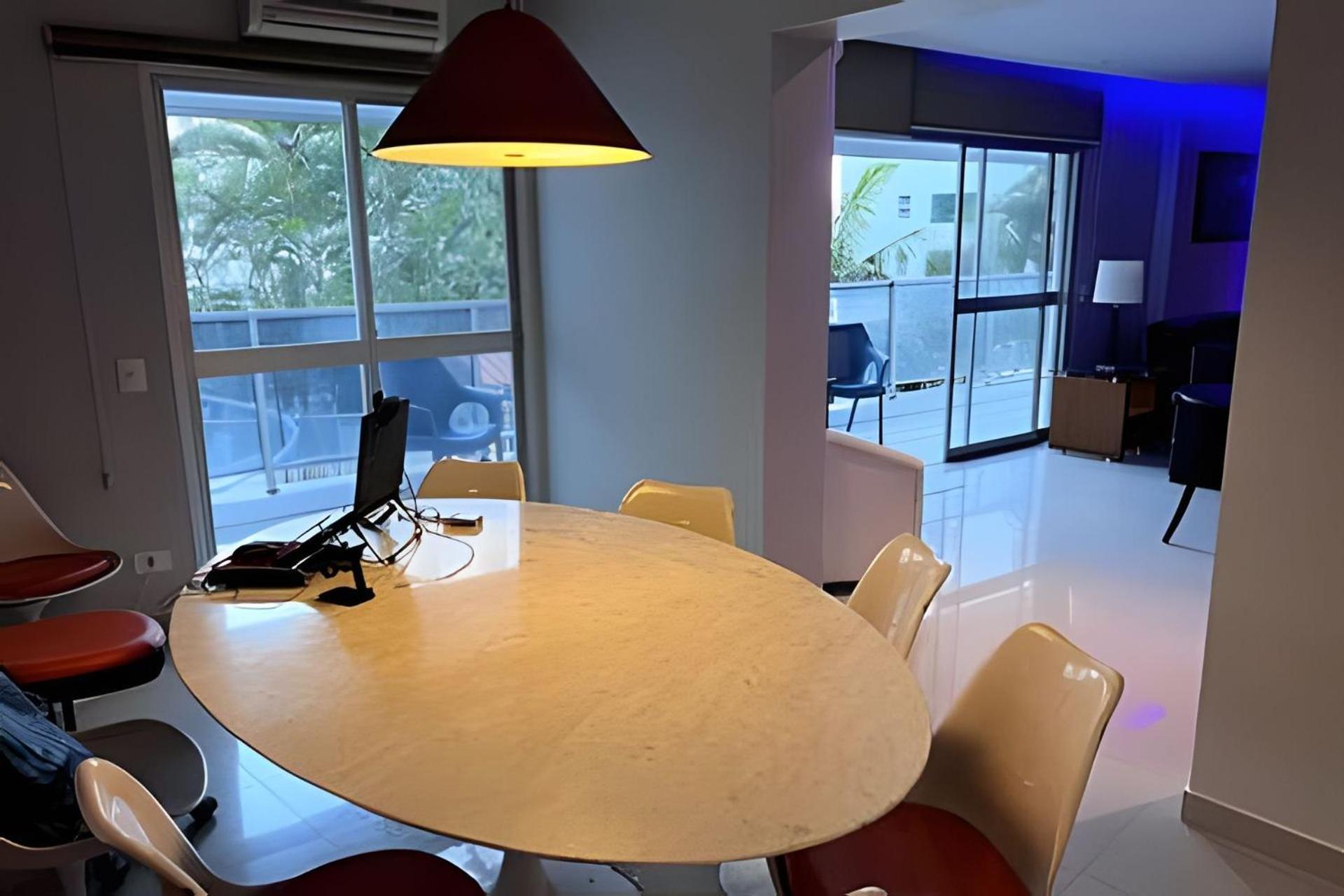 Apartamento de alto padrão no Guarujá