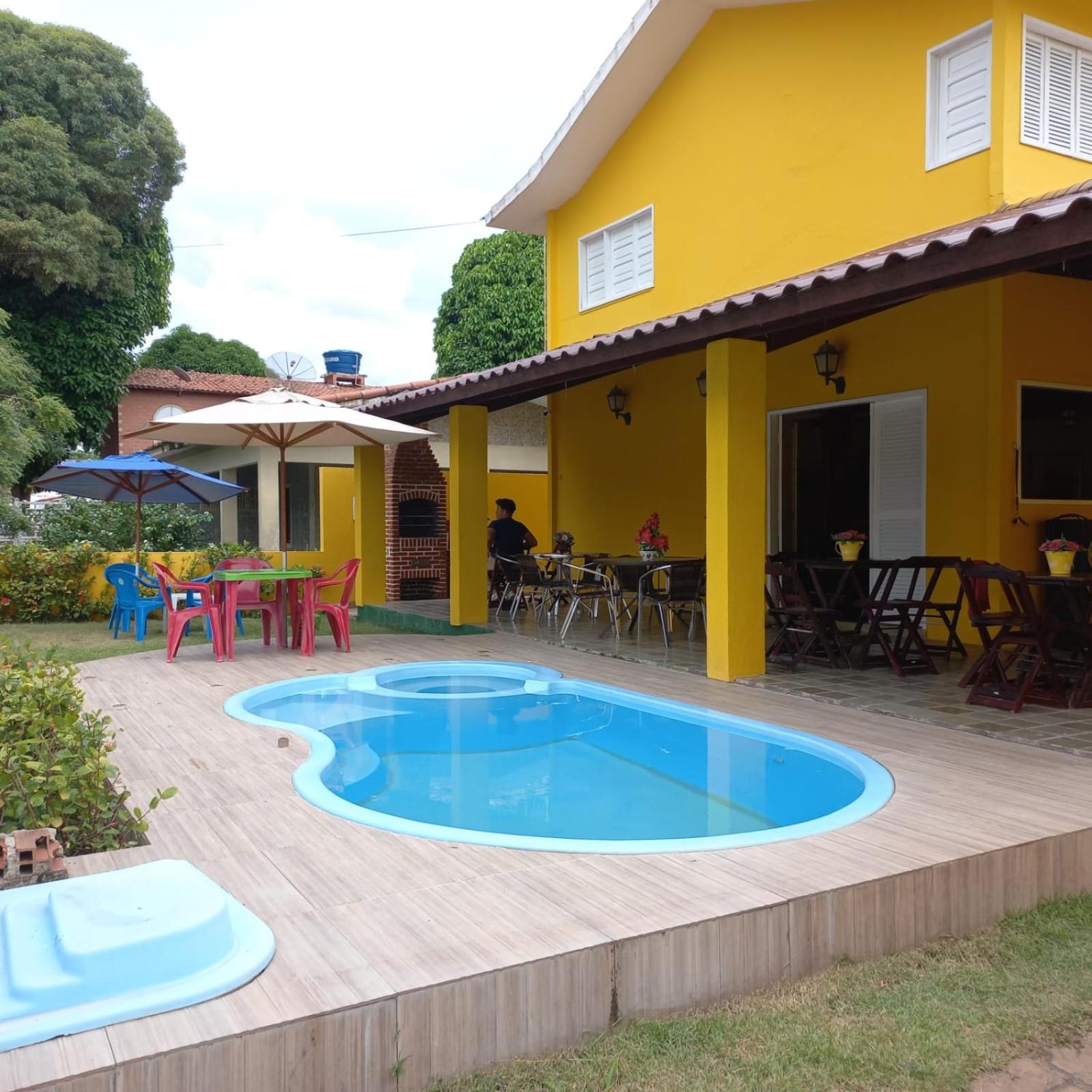 Pousada e restaurante vem que tem