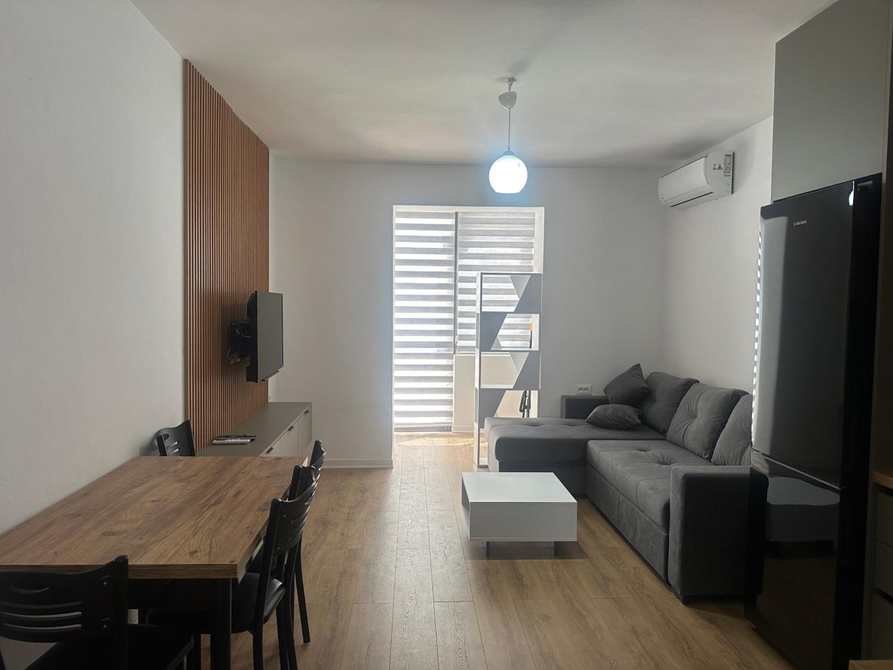 City Center Apartment Cozy 1BR with Patio by PikHost