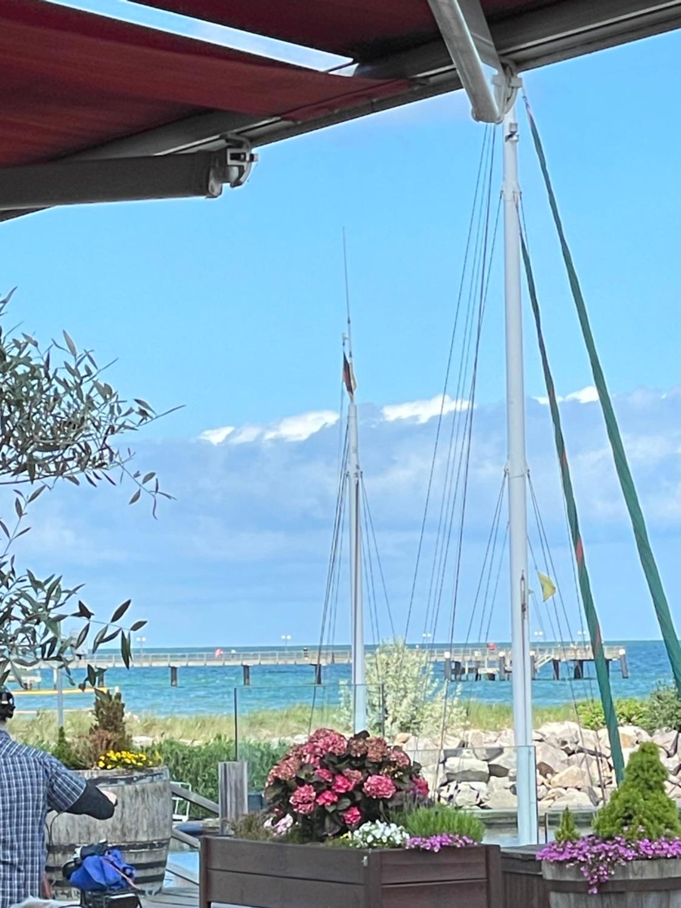 Ferienwohnung Yachthafentraum direkt, am Strand, Seebrücke,Hafen, Shopping