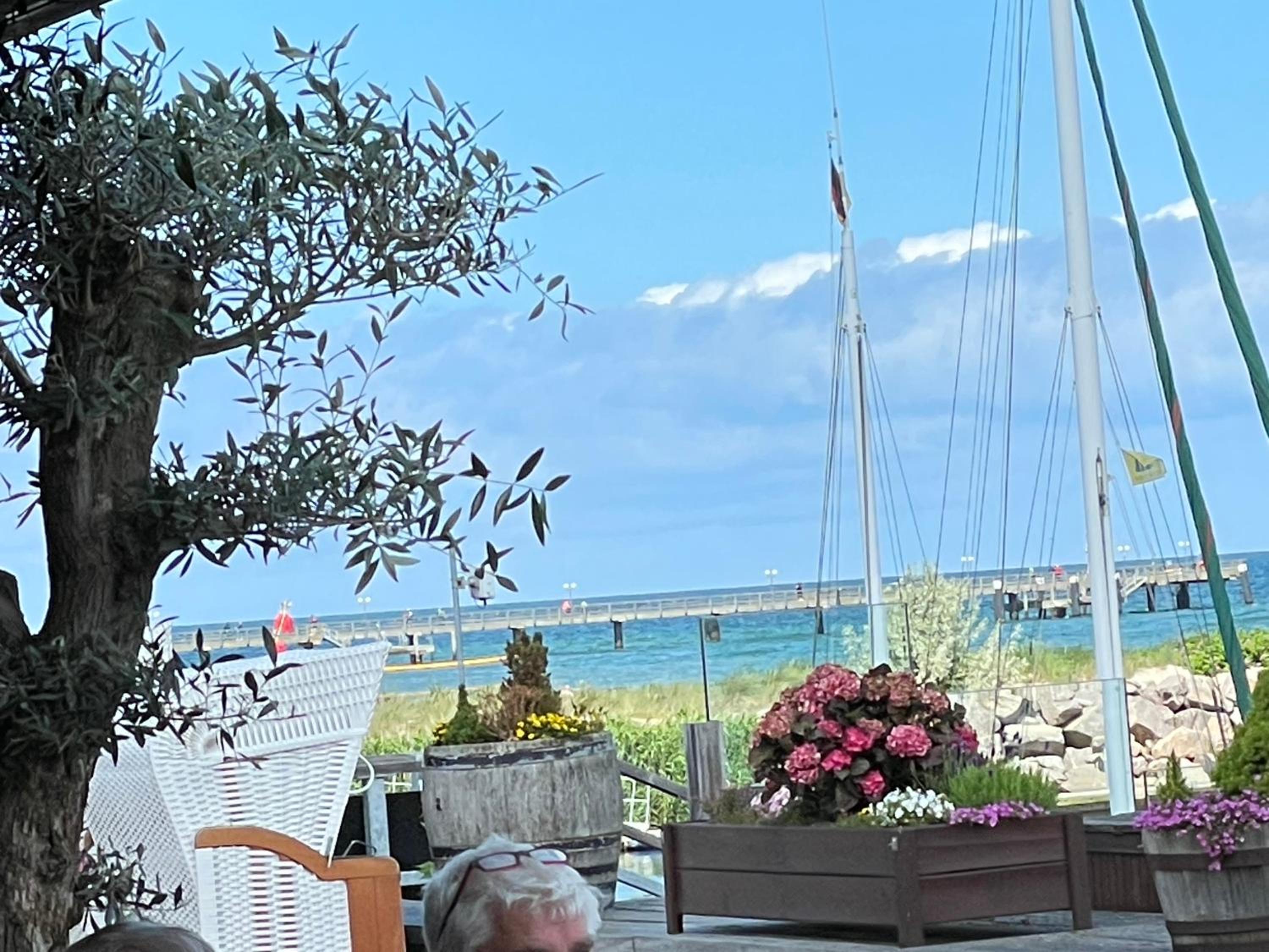Ferienwohnung Yachthafentraum direkt, am Strand, Seebrücke,Hafen, Shopping