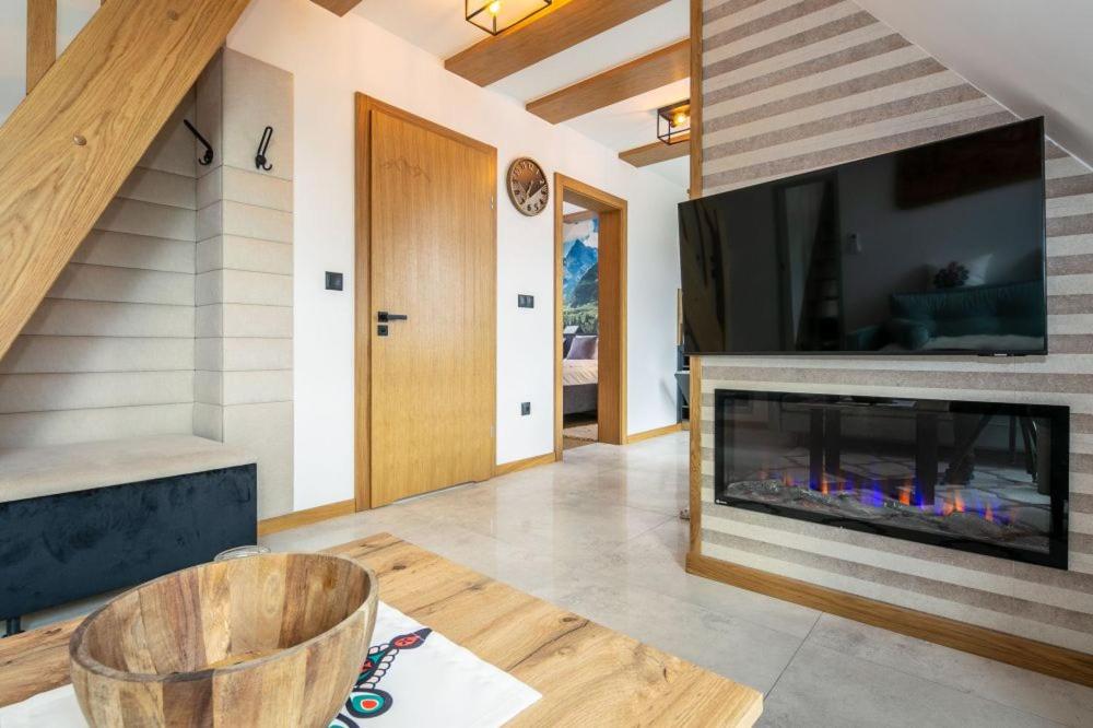 Księżycowe Apartamenty SPA - Mountain View by Golden Apartments