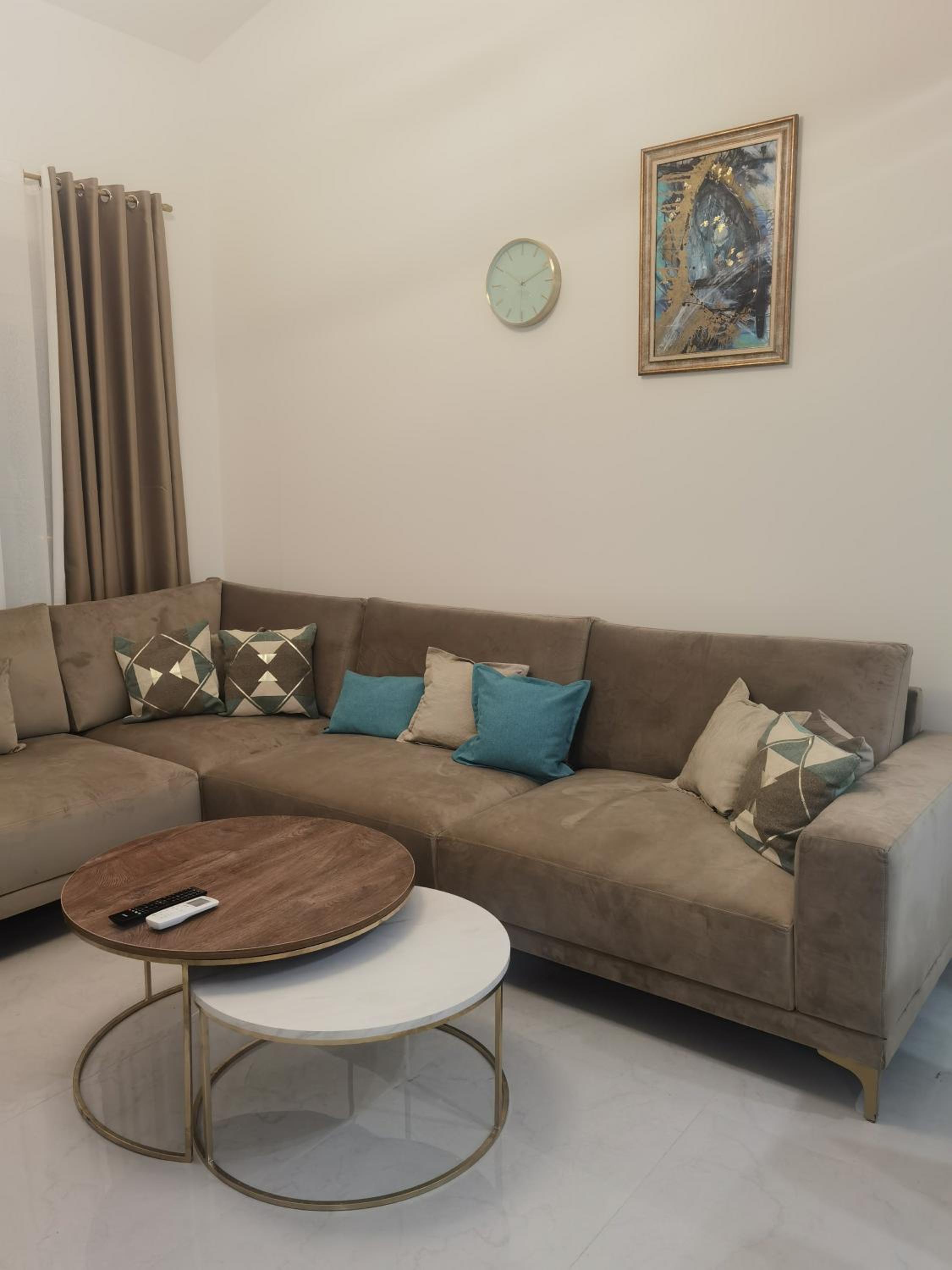 Venima luxury Seaview Pine Apartment view 3