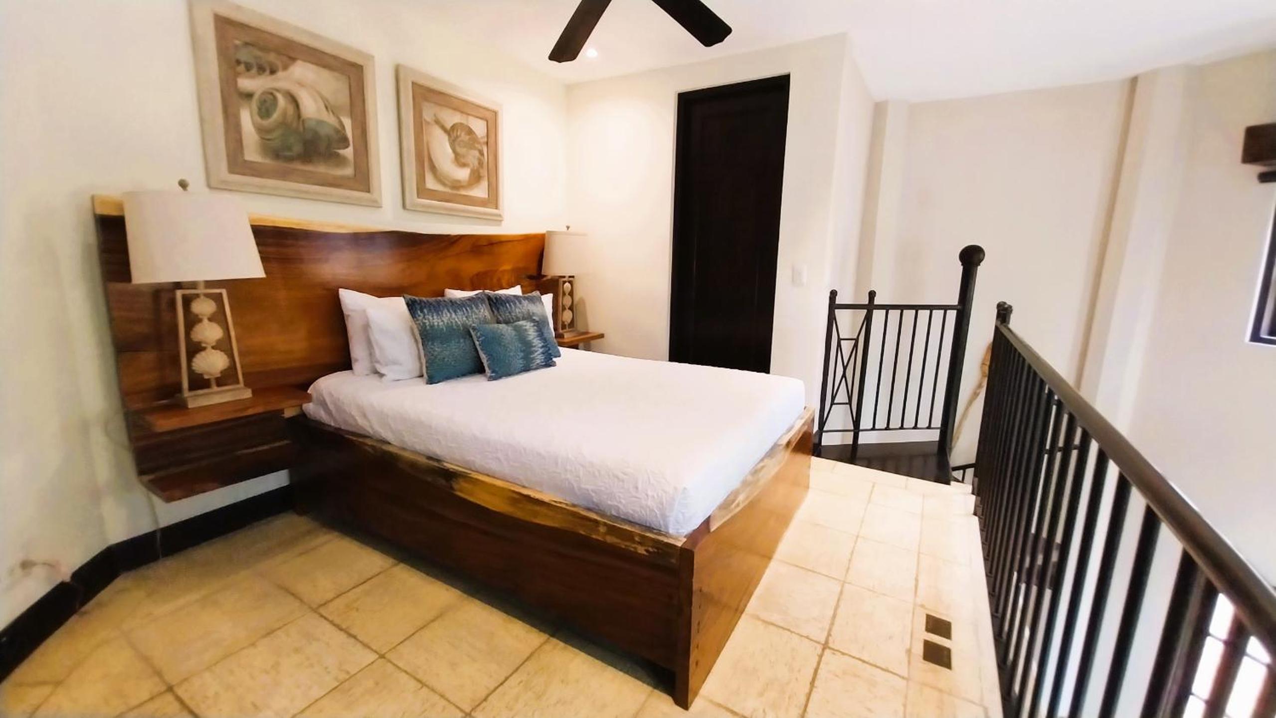 Las Catalinas Loft - for up to 4 people just steps from the beach