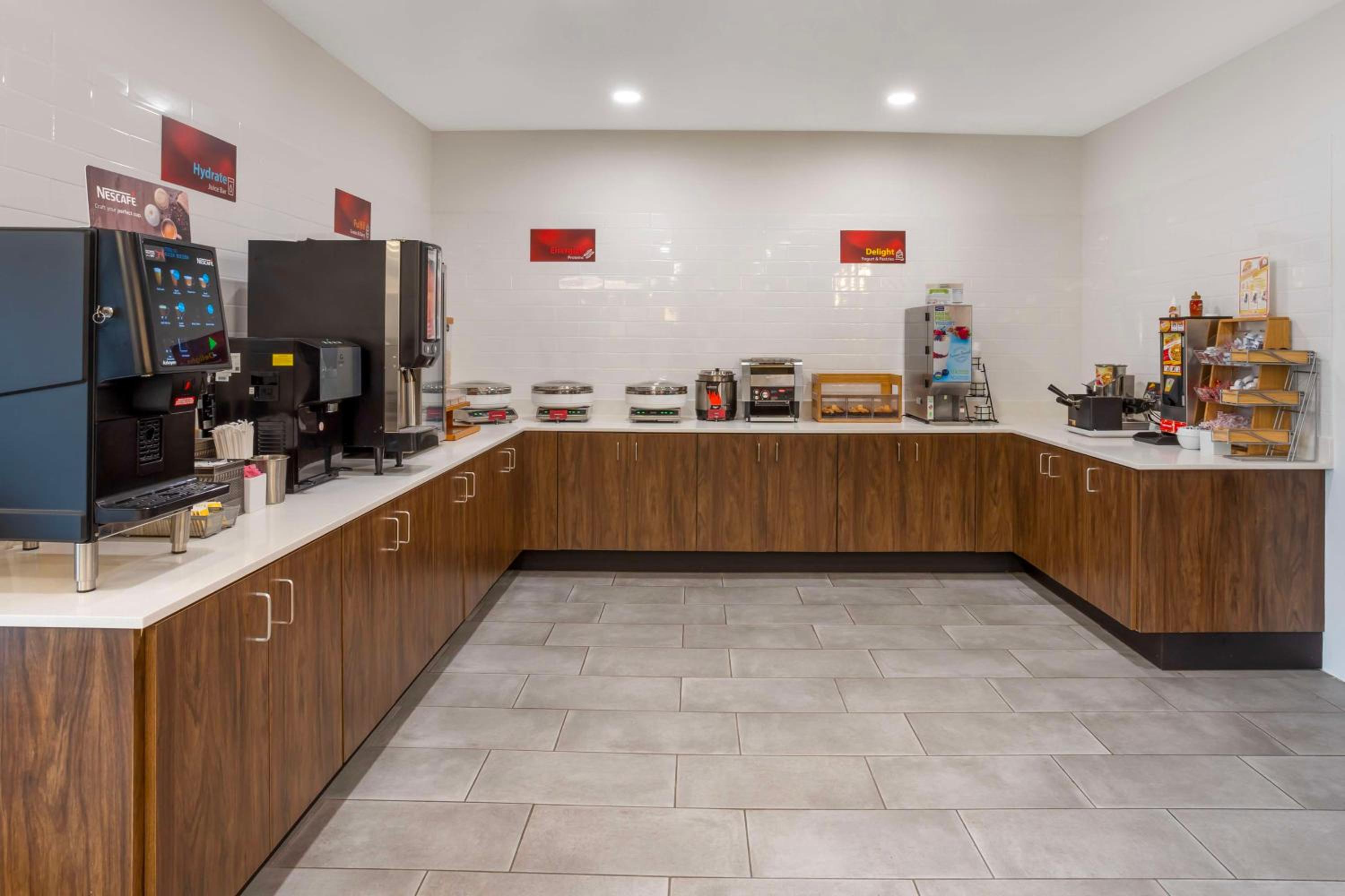 Columbia Vacations - Best Western Plus Columbia Inn - Property Image 8