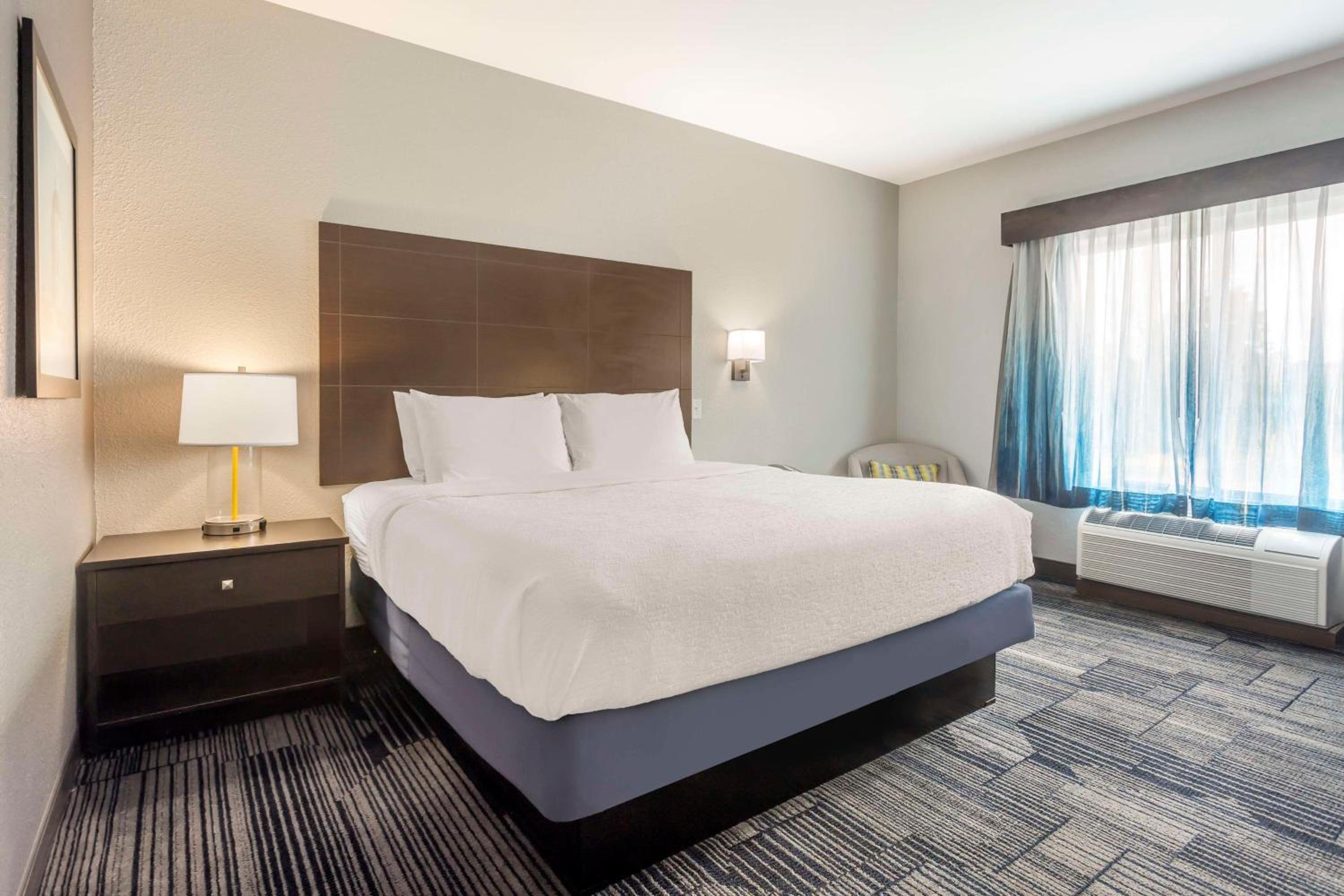 Columbia Vacations - Best Western Plus Columbia Inn - Property Image 29