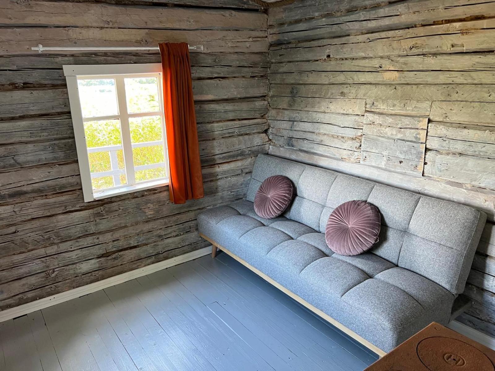 Summer House with Sauna on Beautiful Island