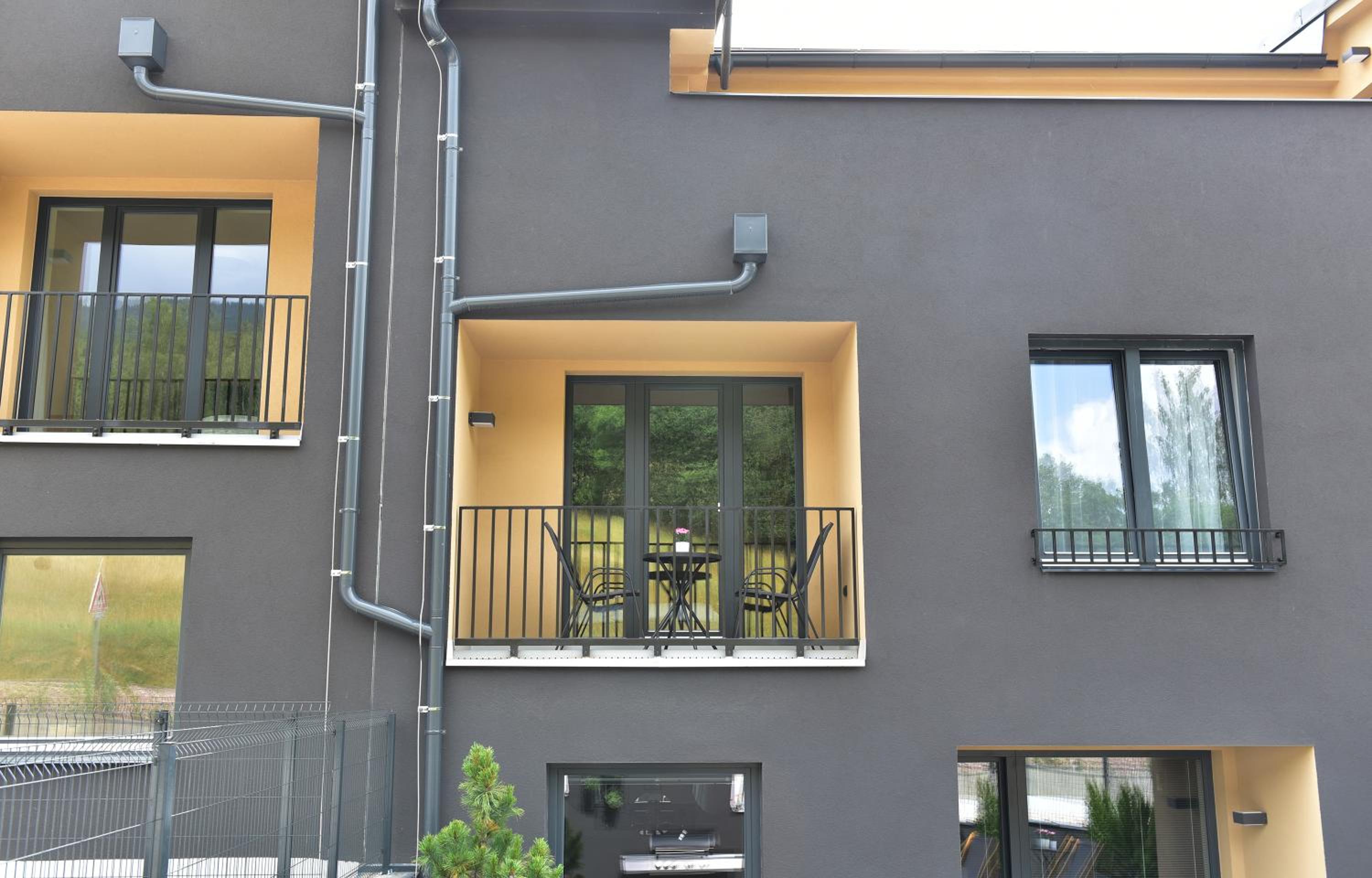 Apartmány Čerňák - Horňák - 4-6 osob, balkon, dvě parkovací místa