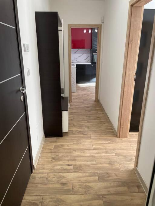 Cozy Apartment in Varna with Parking